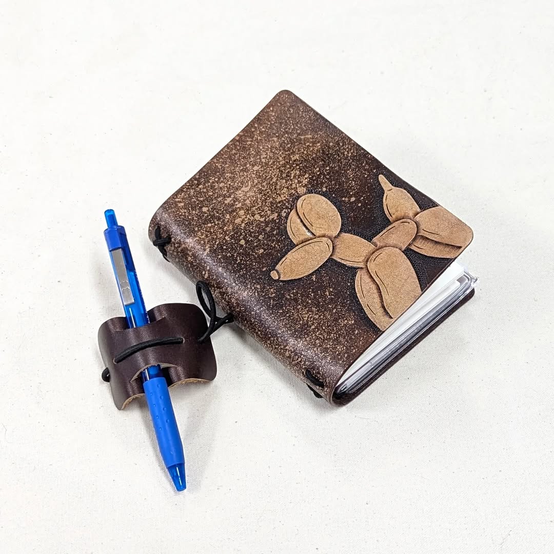 PASSPORT Traveller's Refillable Notebook | Tooled Balloon Dog