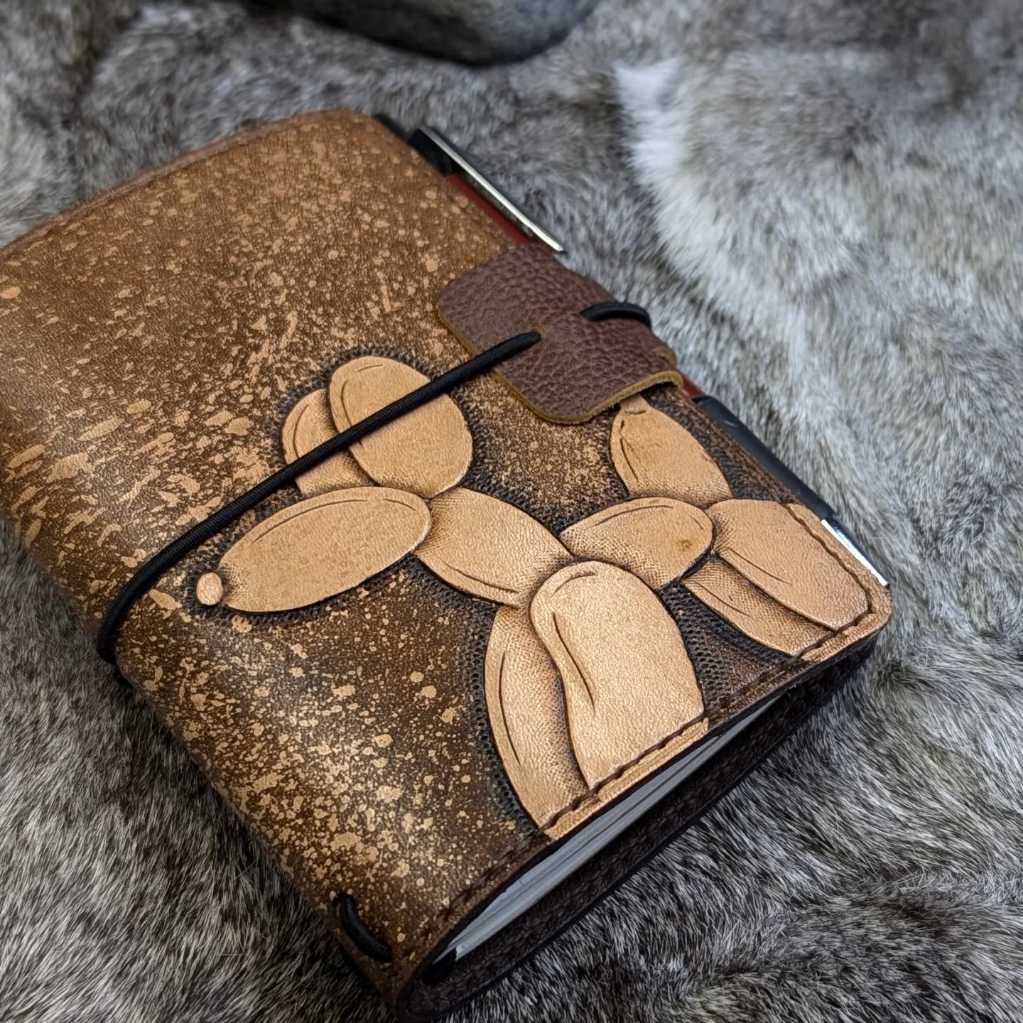 POCKET Traveller's Refillable Notebook | Tooled Balloon Dog #1