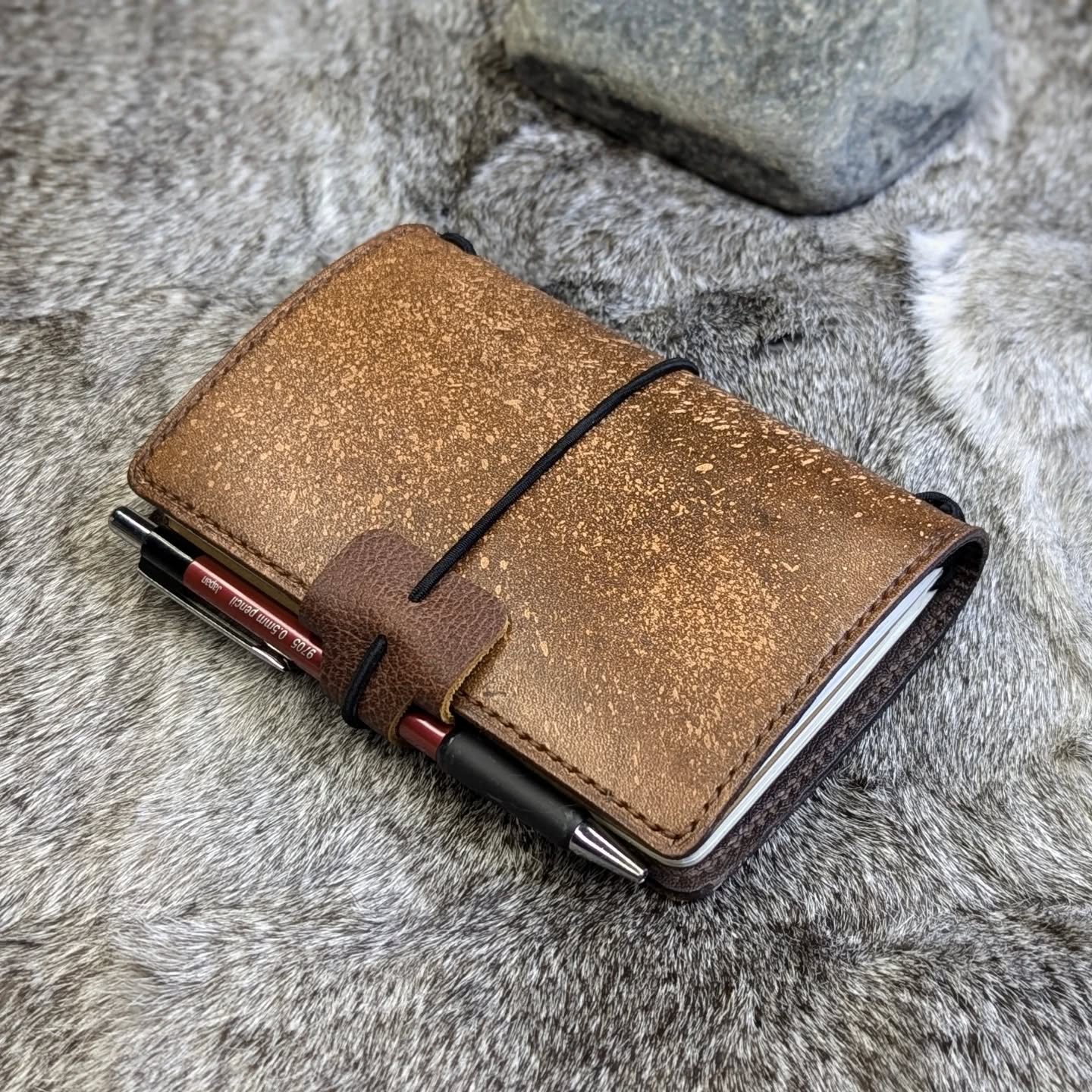 POCKET Traveller's Refillable Notebook | Tooled Balloon Dog #1