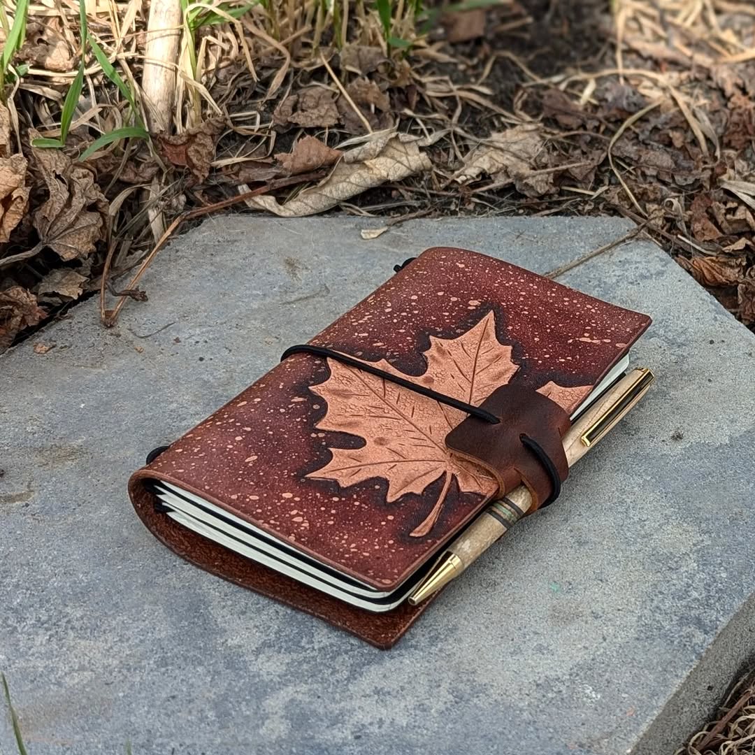 POCKET Traveller's Refillable Notebook | Tooled Natural Maple Leaf