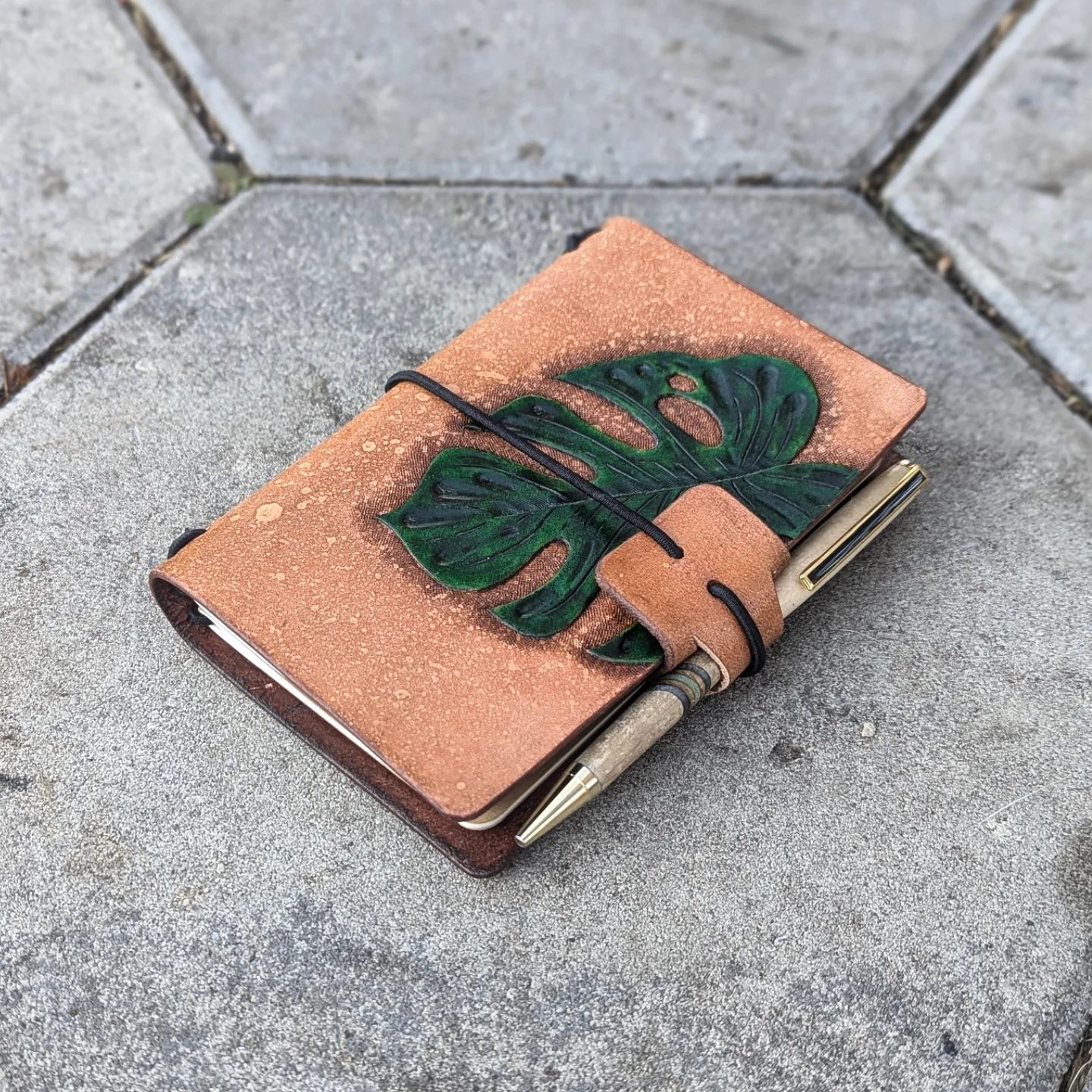 POCKET Traveller's Refillable Notebook | Tooled Painted Monstera Leaf