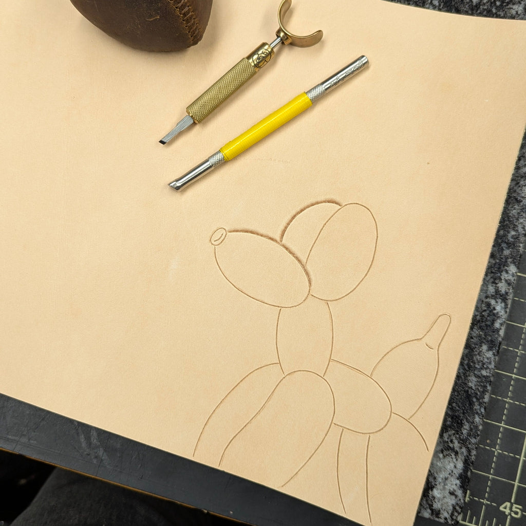 CUSTOM Traveller's Notebook | Balloon Dog for E.K.