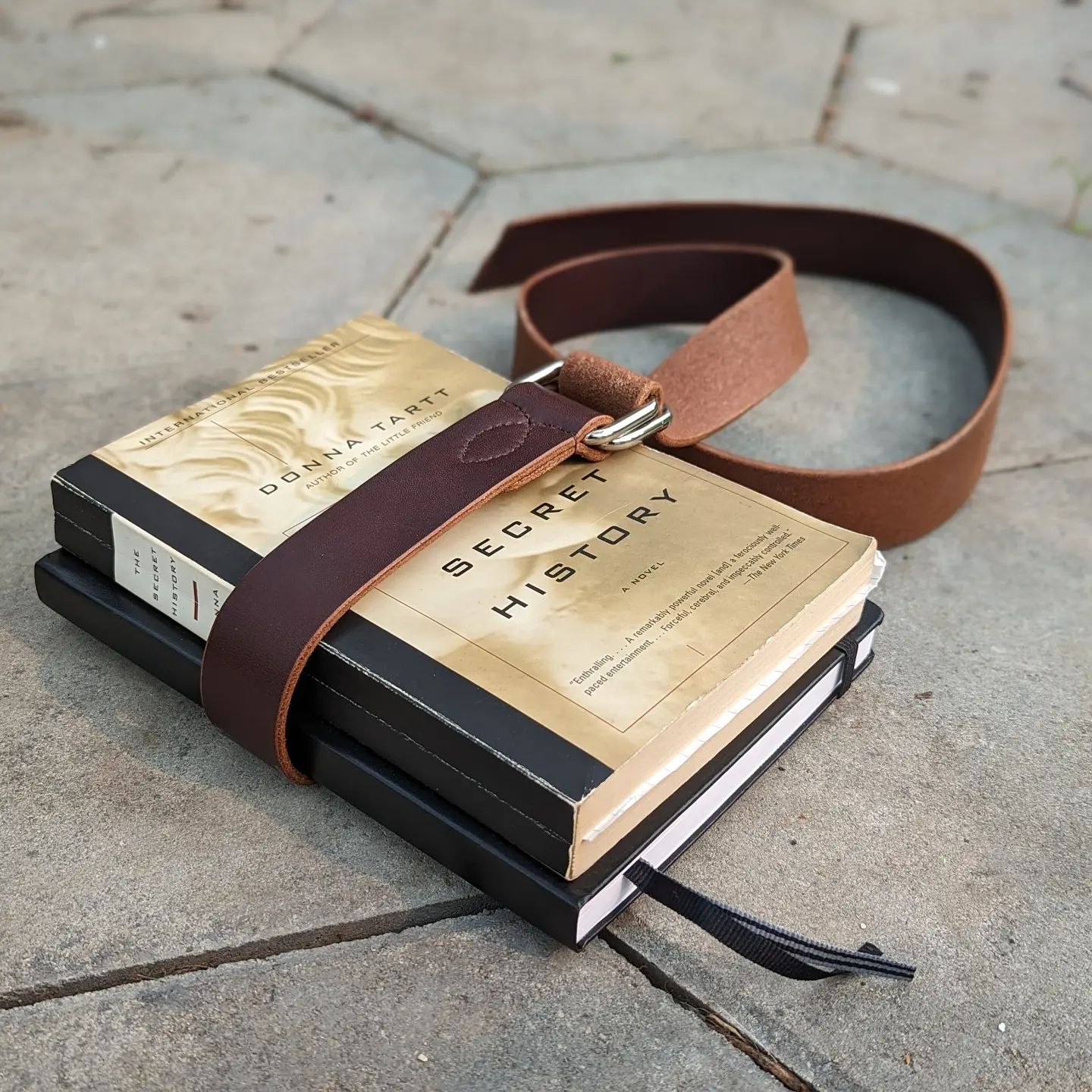 'The Hemingway' | Minimalist Book Belt in Berry Brown