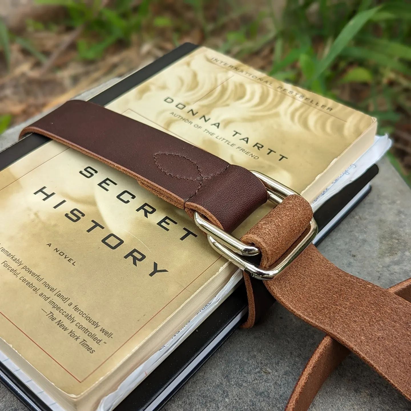 'The Hemingway' | Minimalist Book Belt in Berry Brown