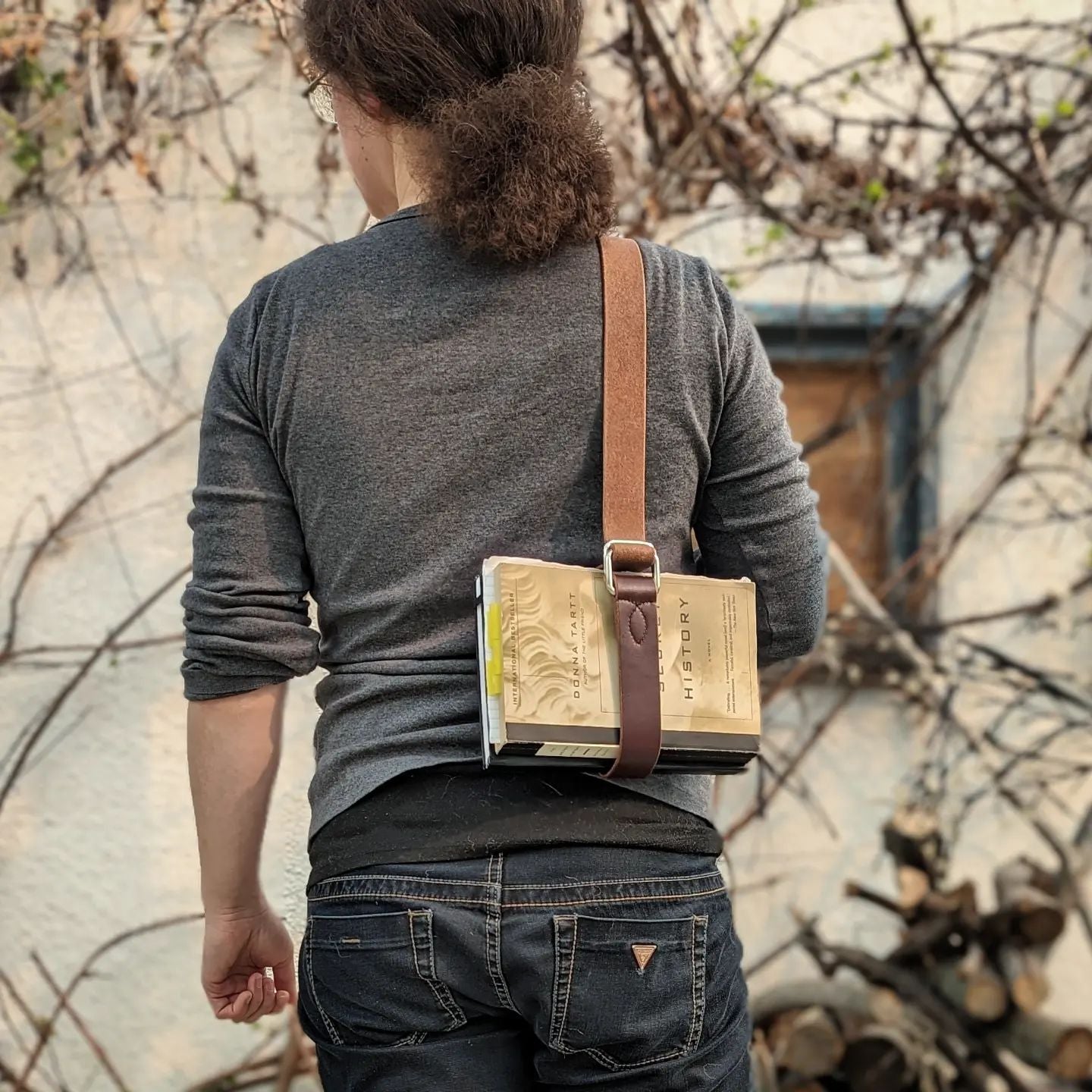 'The Hemingway' | Minimalist Book Belt in Brown Bison Leather