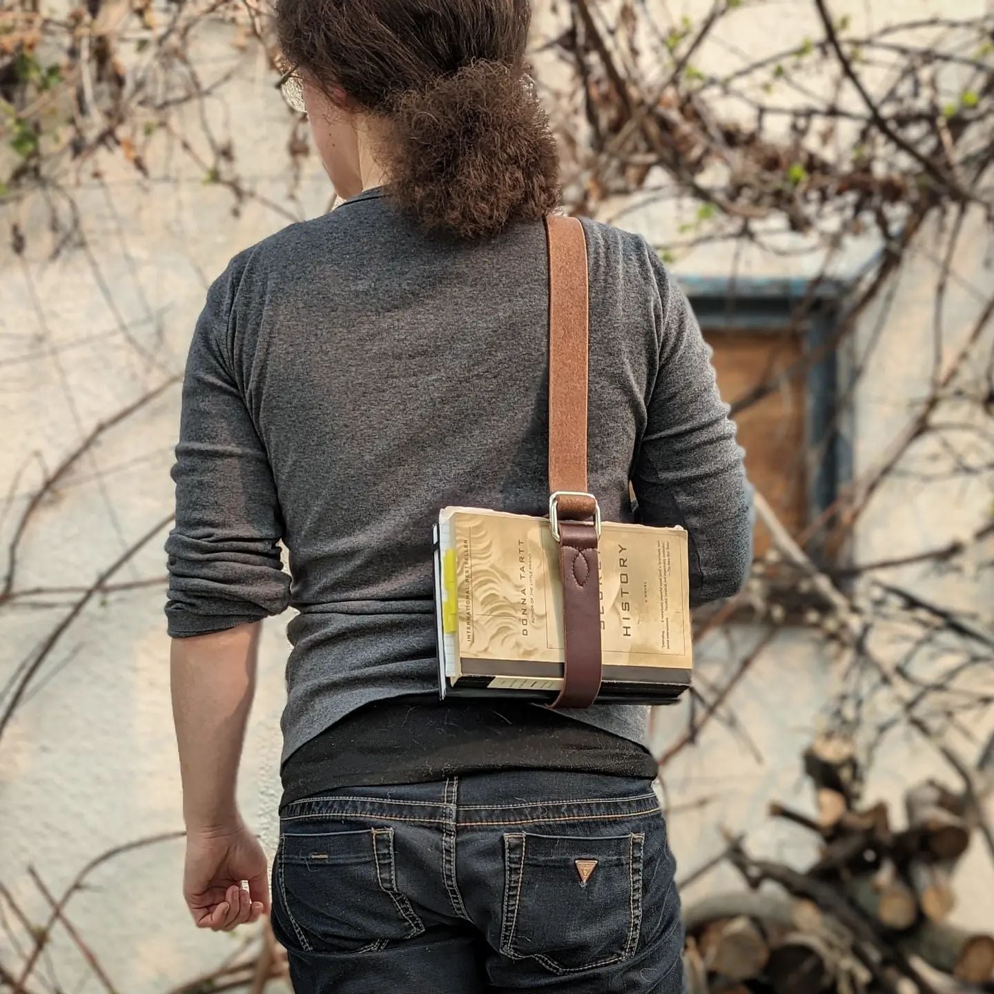'The Hemingway' | Minimalist Book Belt in Coal Black