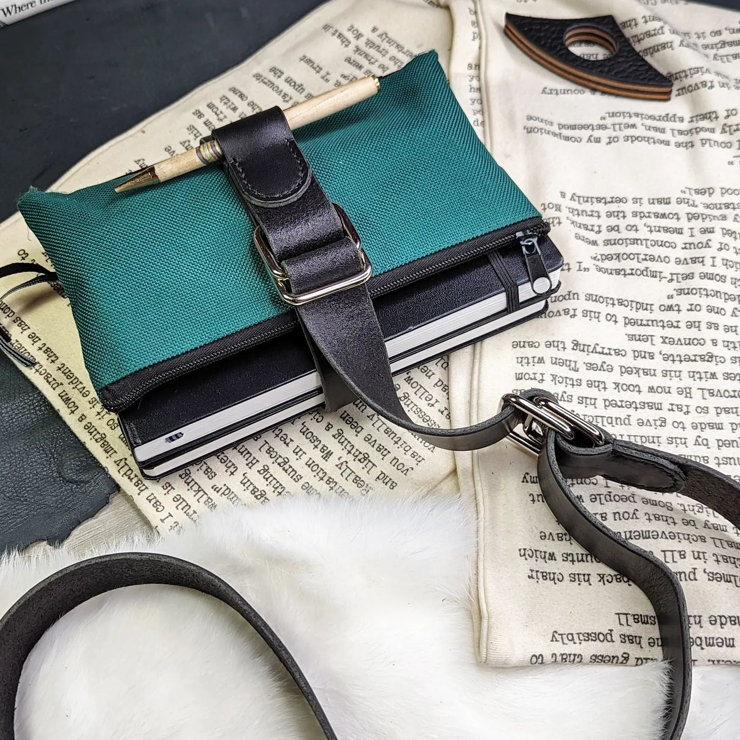 'The Woolf' | Journaling Book Belt in Coal Black