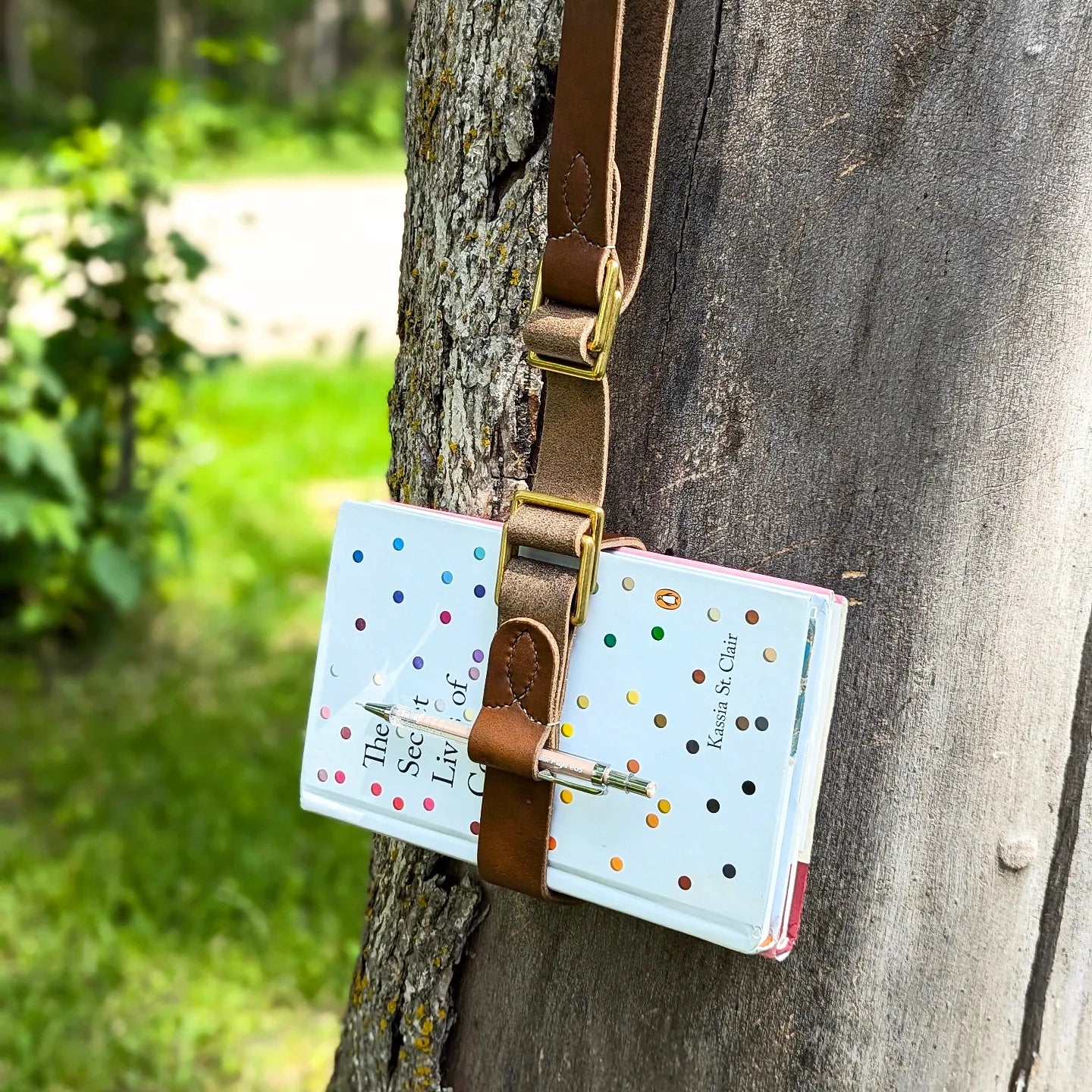 'The Woolf' | Journaling Book Belt in Tawny Brown