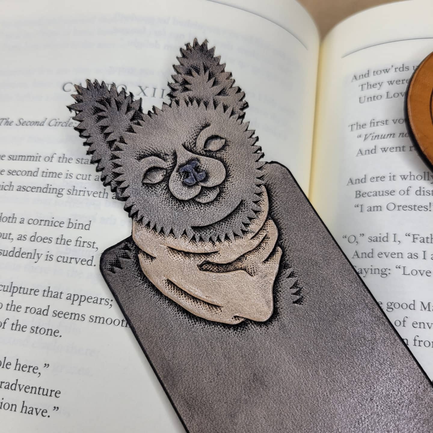 Custom Bookmark | Pompom