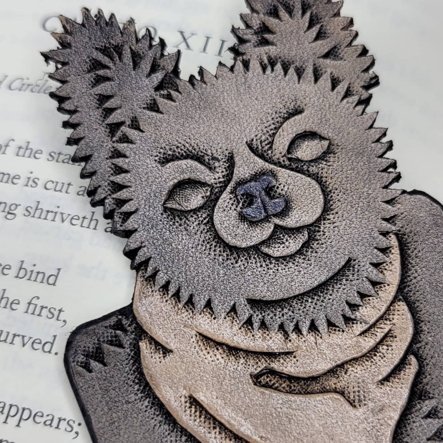 Custom Bookmark | Pompom