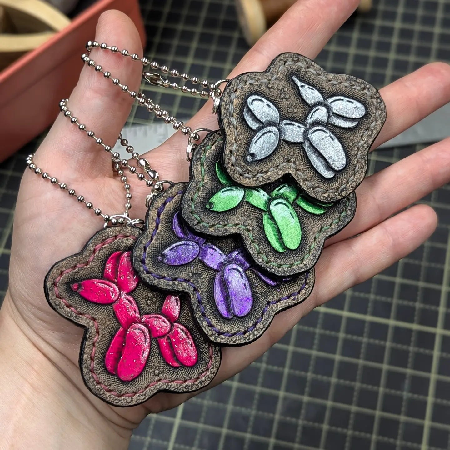 LEATHER CHARM | Balloon Dog, Metallics