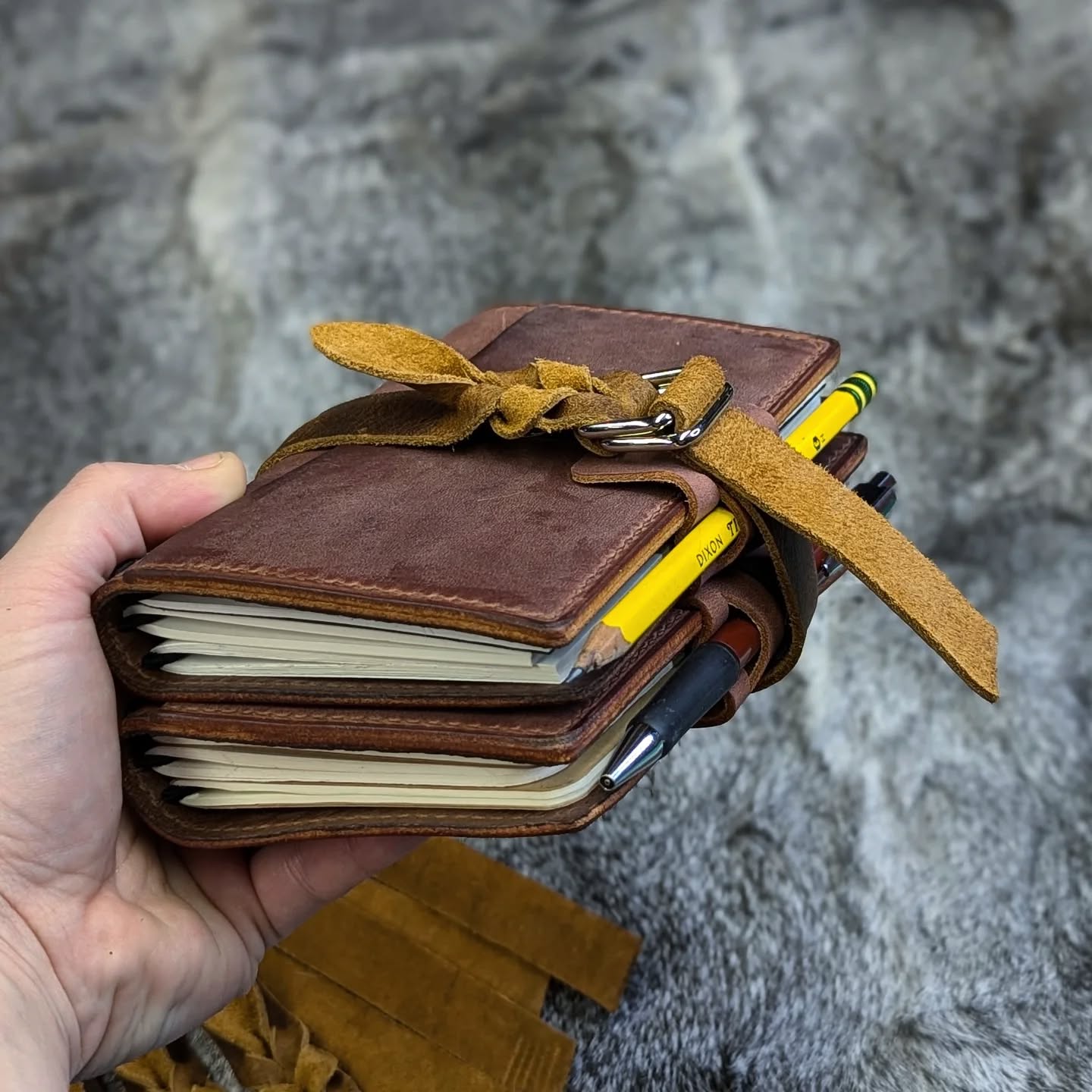 Leather Journal Cincher | Russet