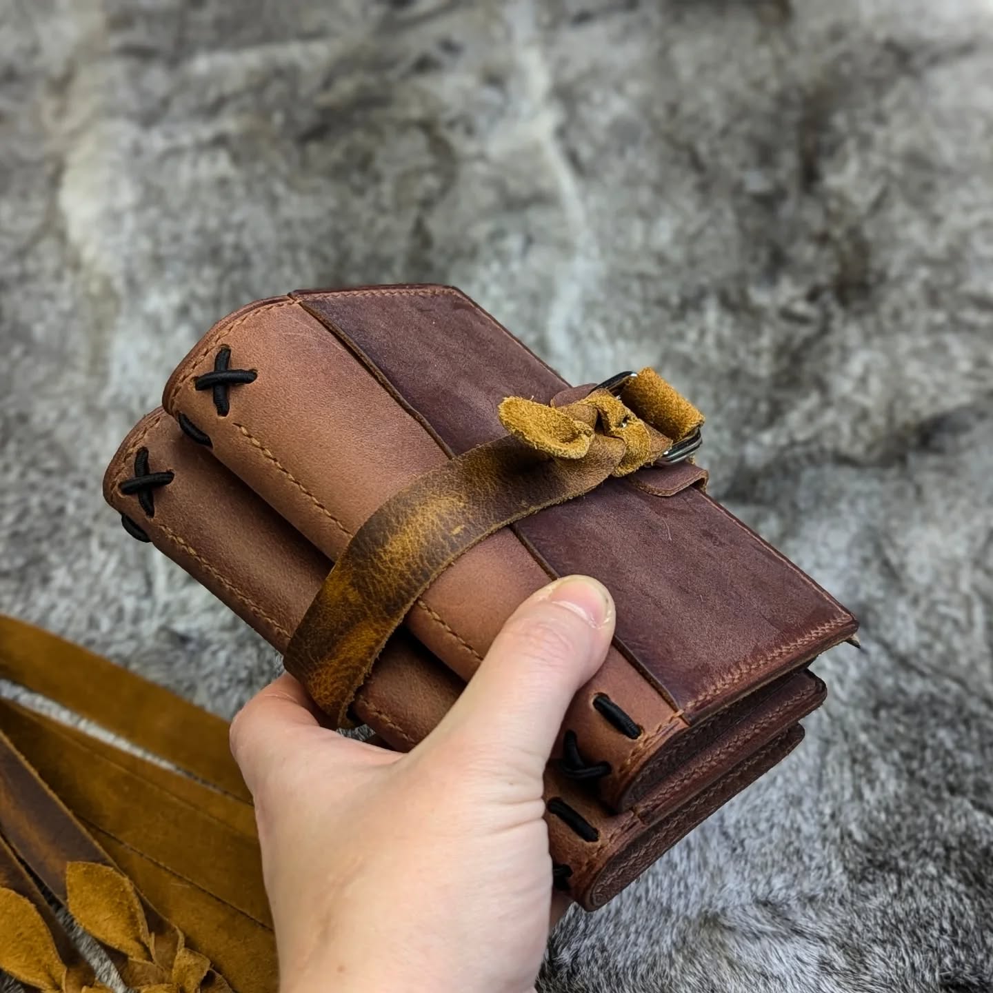Leather Journal Cincher | Russet