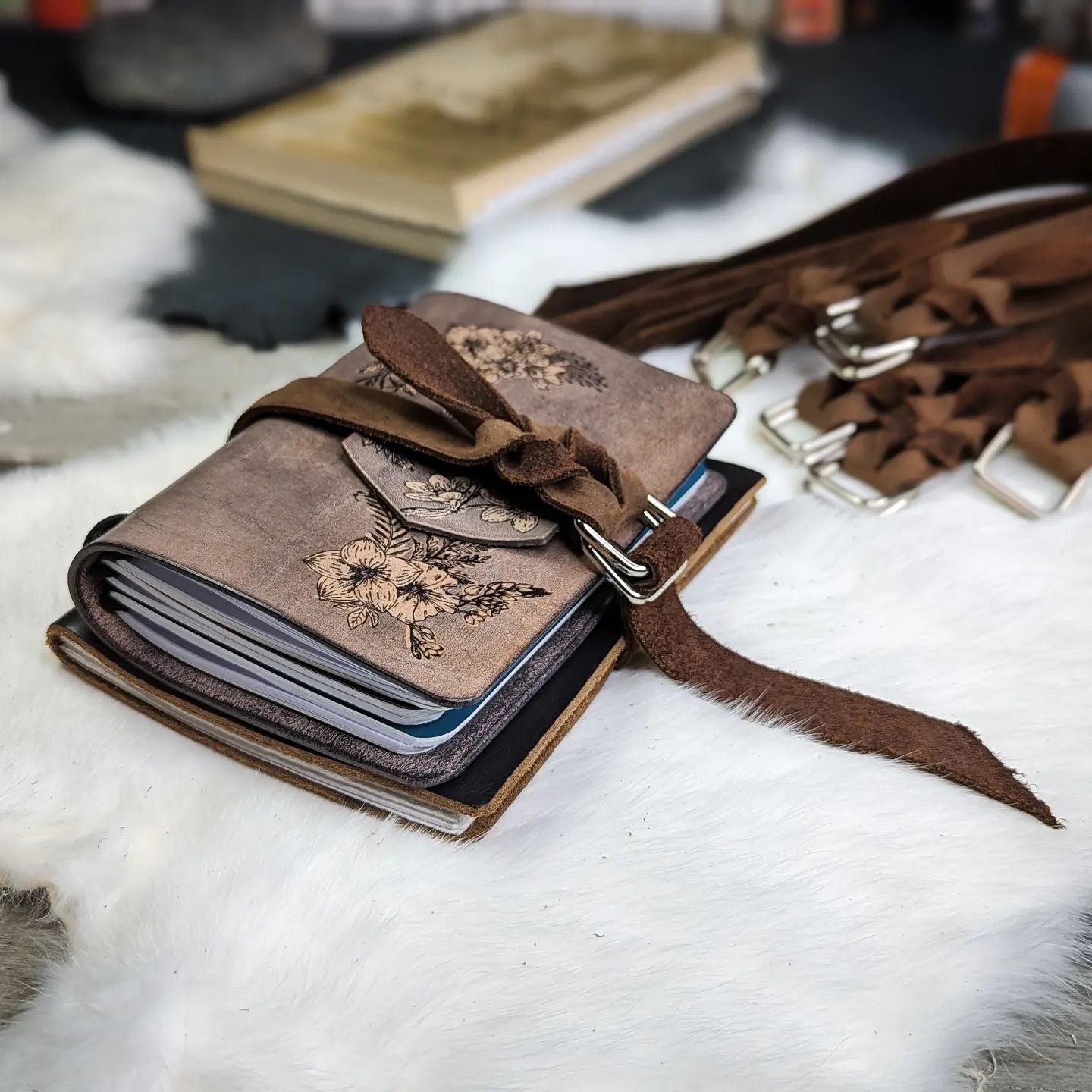 Leather Journal Cincher | Dark Umber