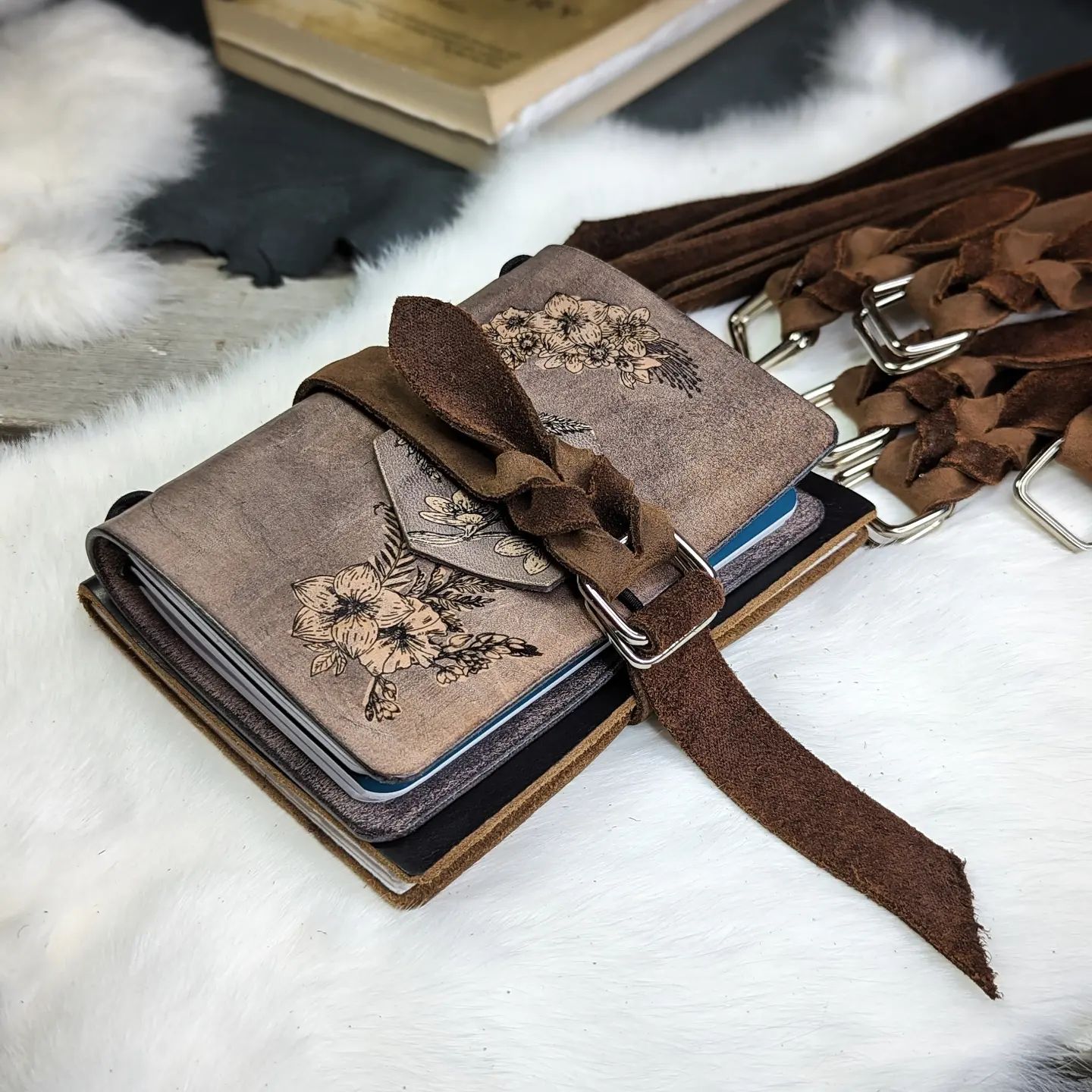 Leather Journal Cincher | Dark Umber