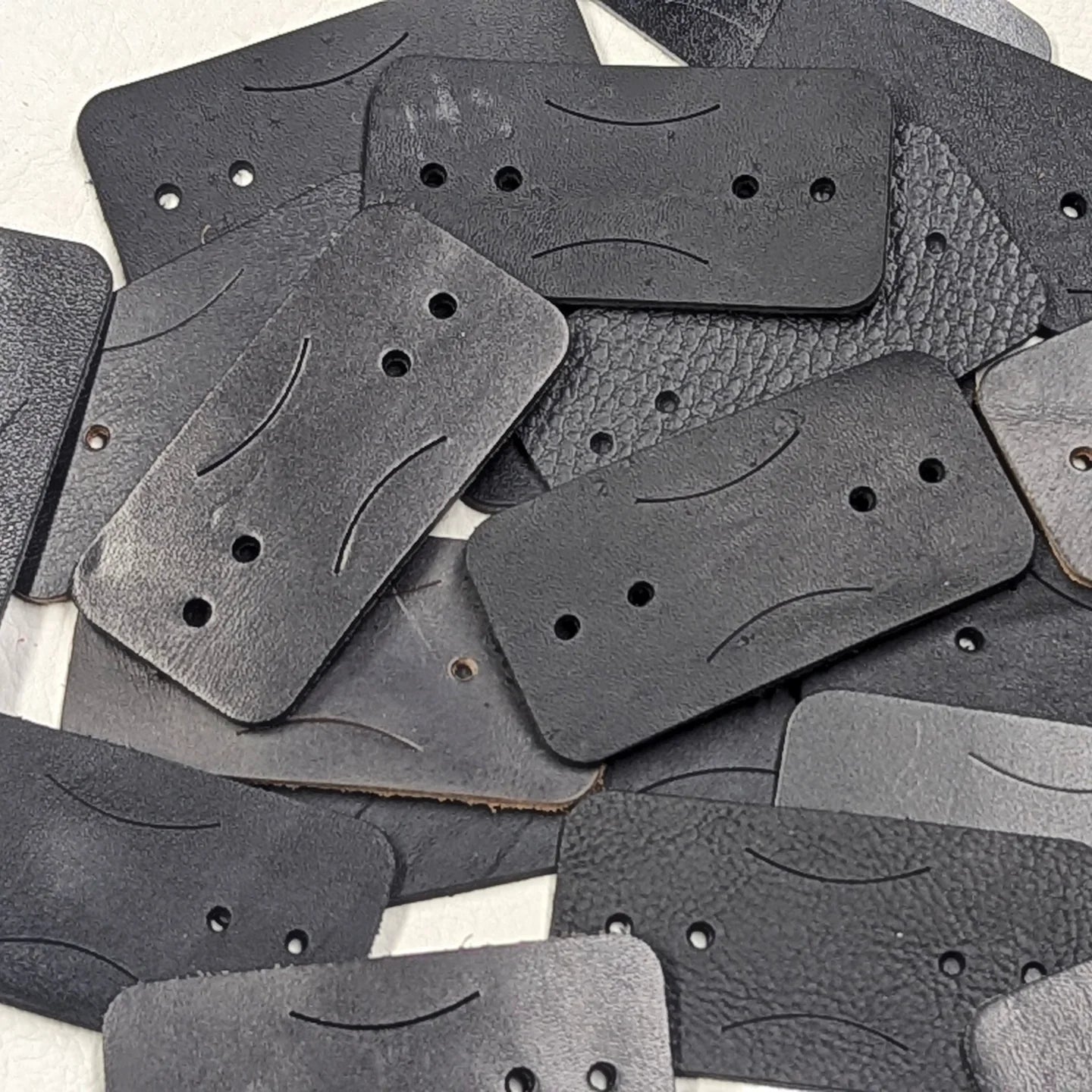 LoopGuard | MISFIT GRAB BAG Assorted Black