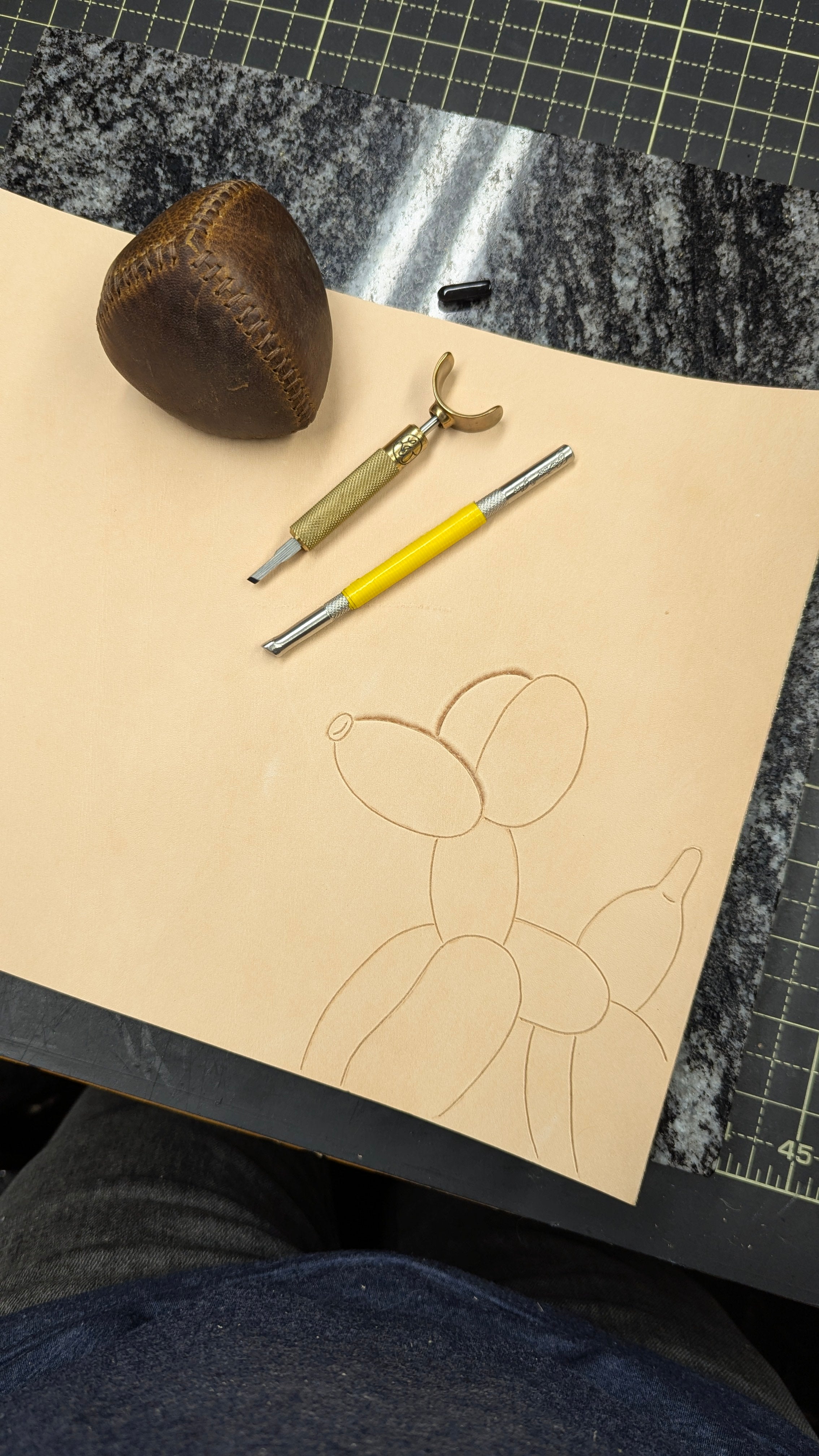 CUSTOM Traveller's Notebook | Balloon Dog for E.K.