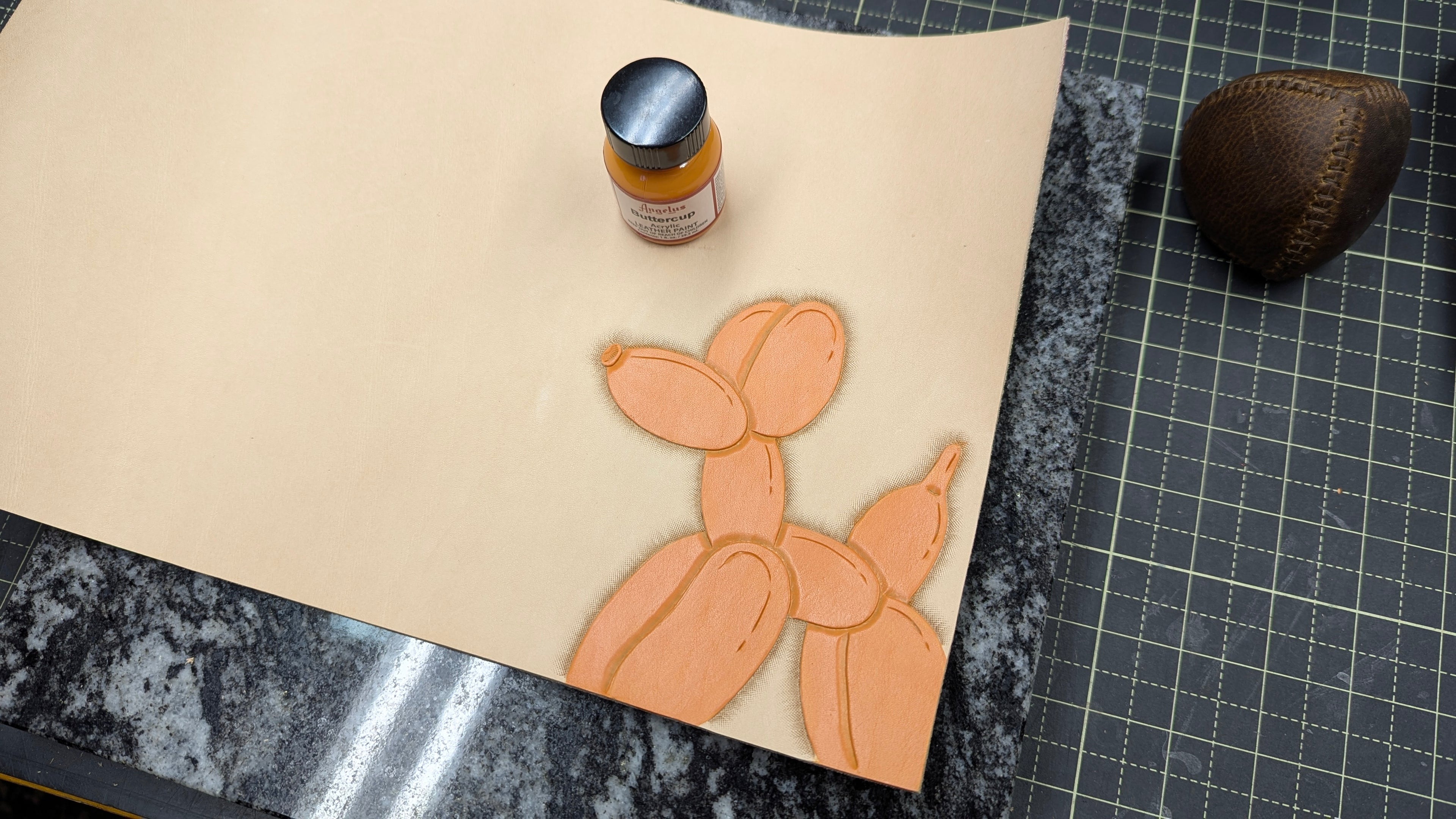 CUSTOM Traveller's Notebook | Balloon Dog for E.K.