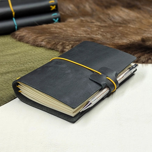 A6 Traveller's Notebook | Midnight Grey, No. 1
