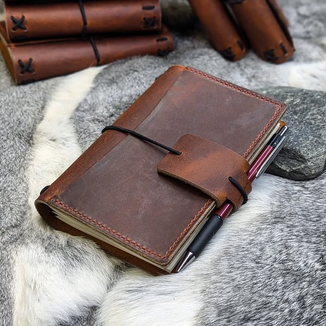 A6 Traveller's Refillable Notebook | Rua Tome 'Live Edge' #6