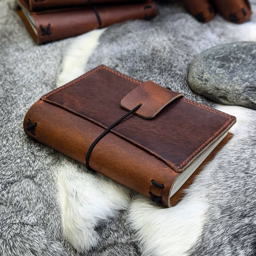 A6 Traveller's Refillable Notebook | Rua Tome 'Live Edge' #6