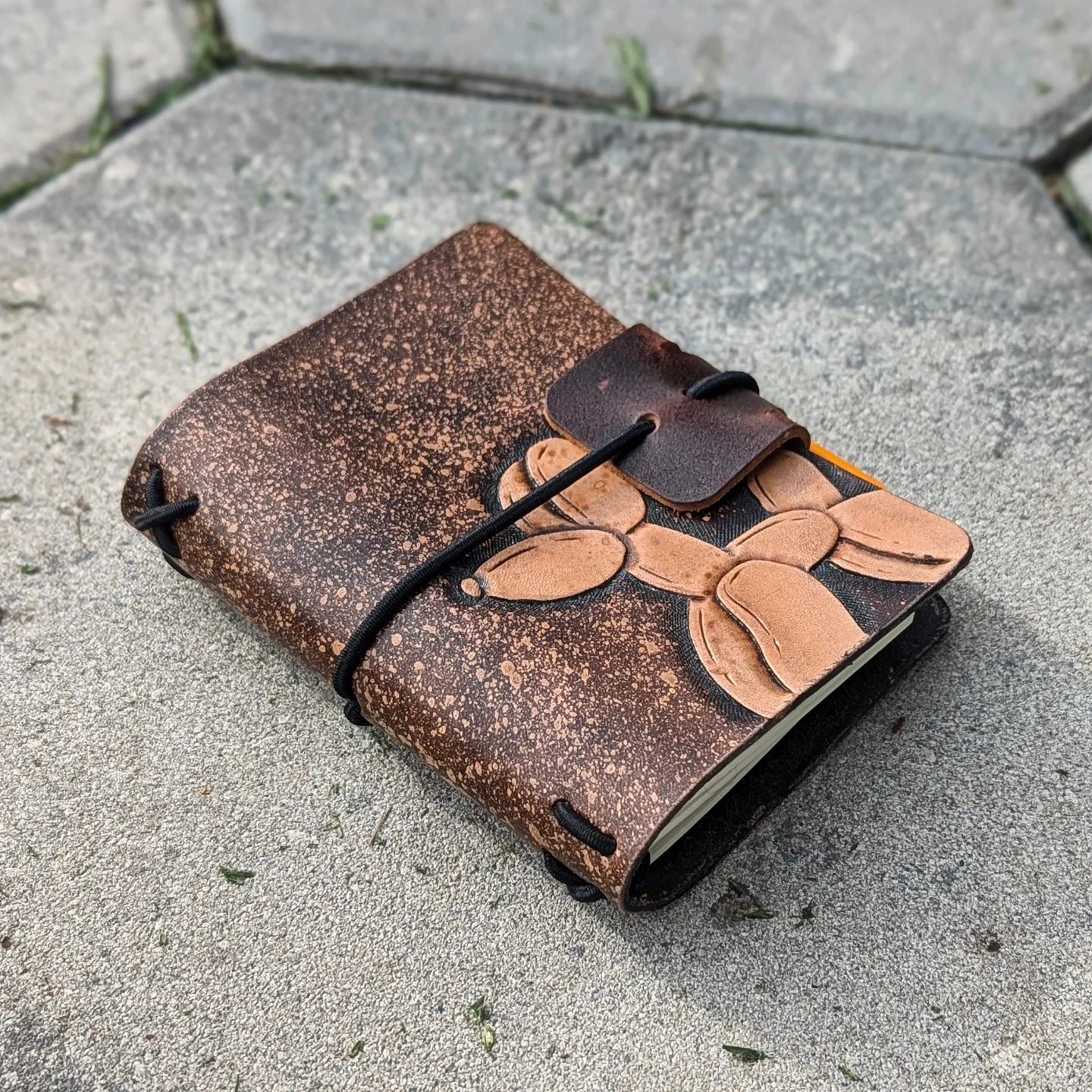 A7 Traveller's Refillable Notebook | Tooled Balloon Dog #1