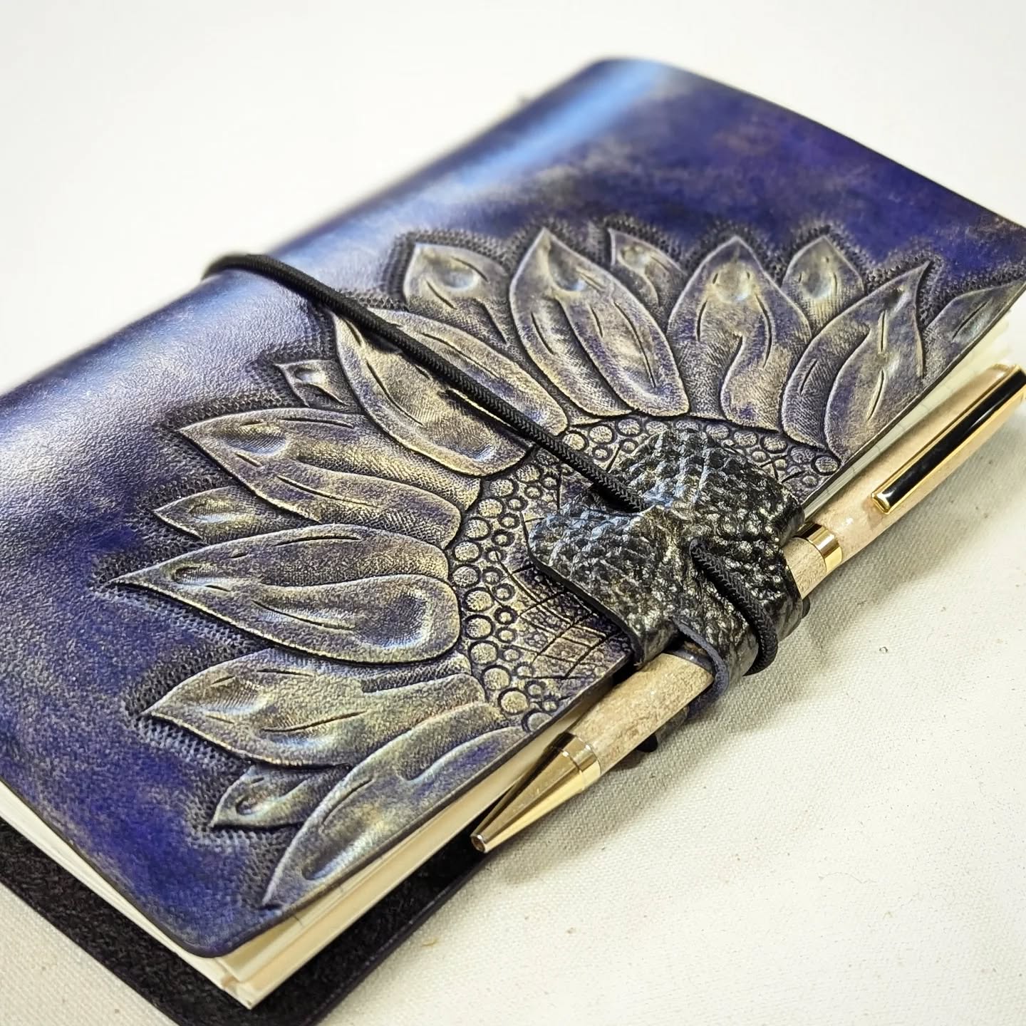 B6 SLIM Traveller's Refillable Notebook | Purple + Gold Sunflower for T.W.