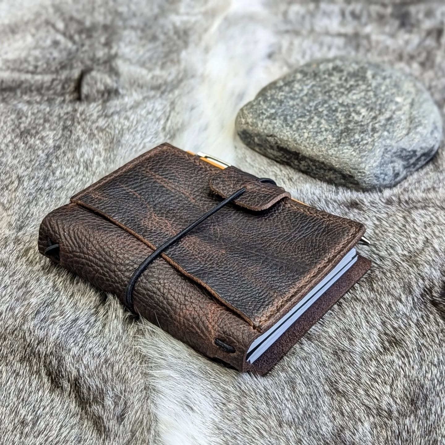 PASSPORT Traveller's Refillable Notebook | Durham Bull Grain 'Live Edge' #1