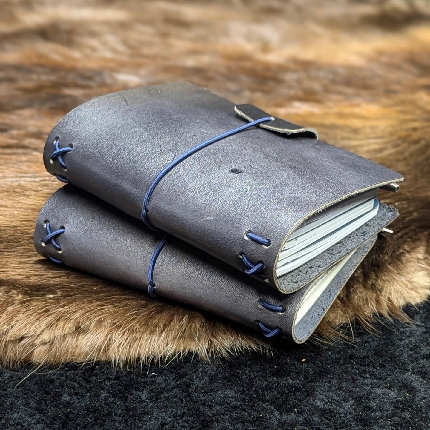 PASSPORT Traveller's Refillable Notebook | Hazy Grey