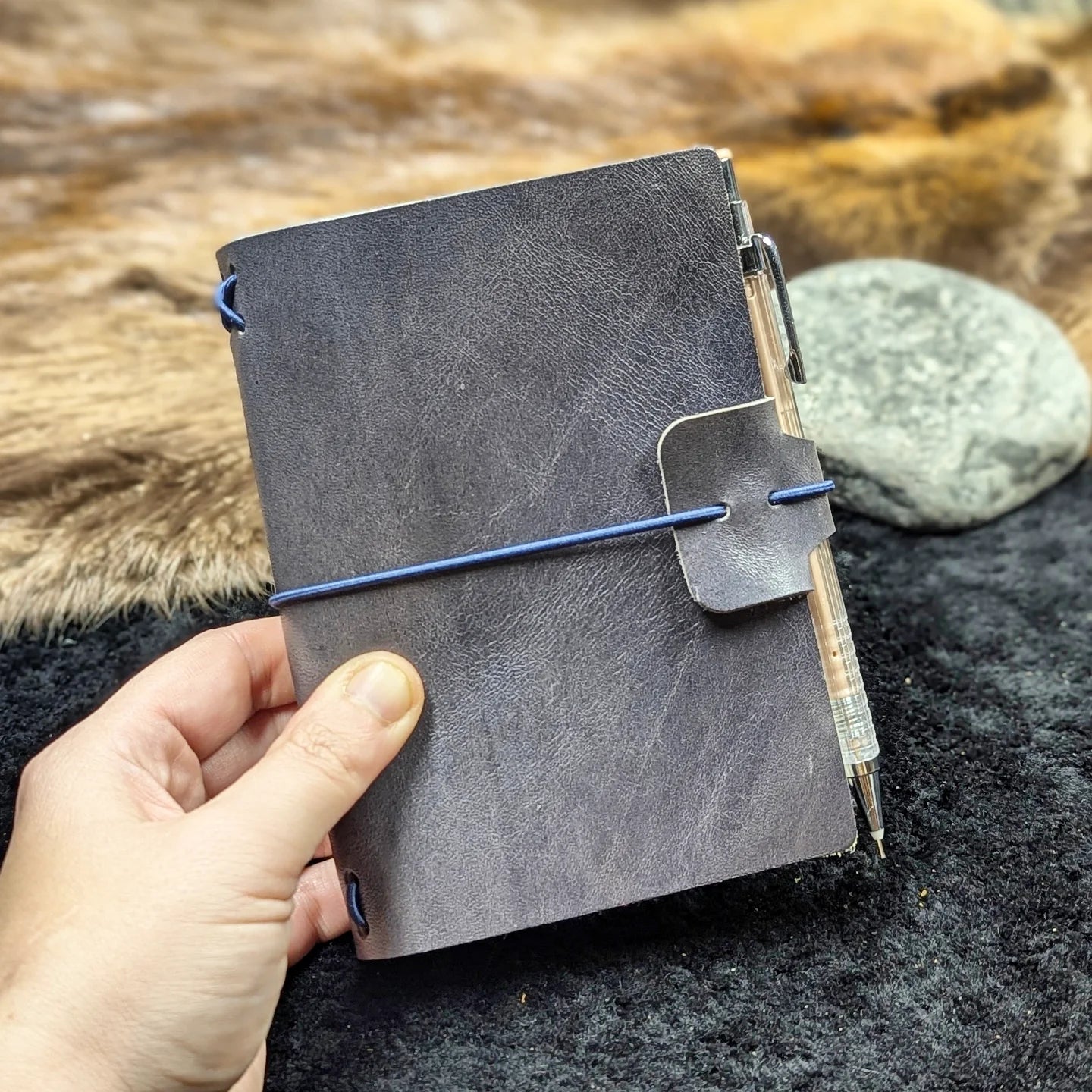 PASSPORT Traveller's Refillable Notebook | Hazy Grey