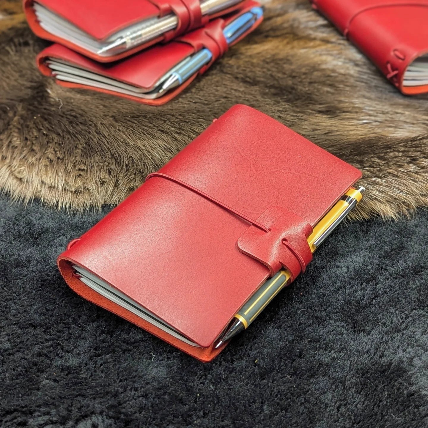 Traveller's Refillable Notebook | Cardinal Red