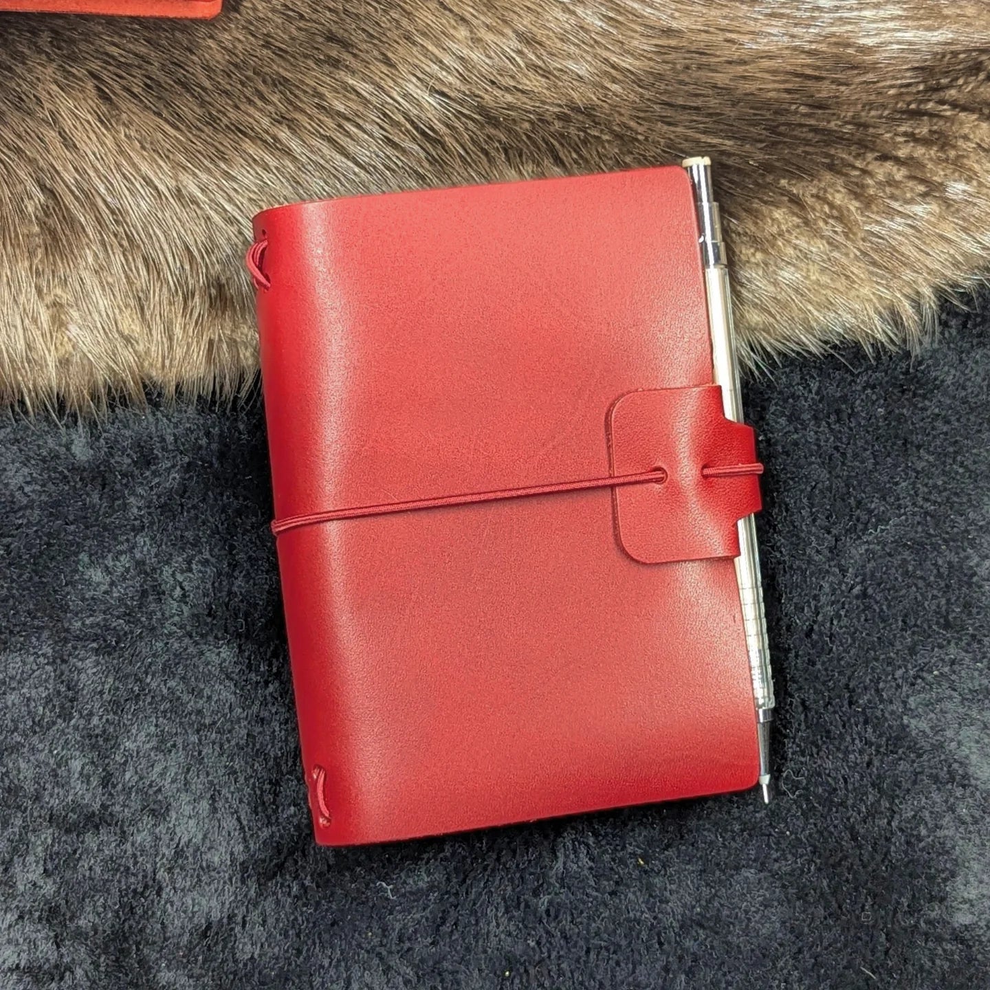 Traveller's Refillable Notebook | Cardinal Red