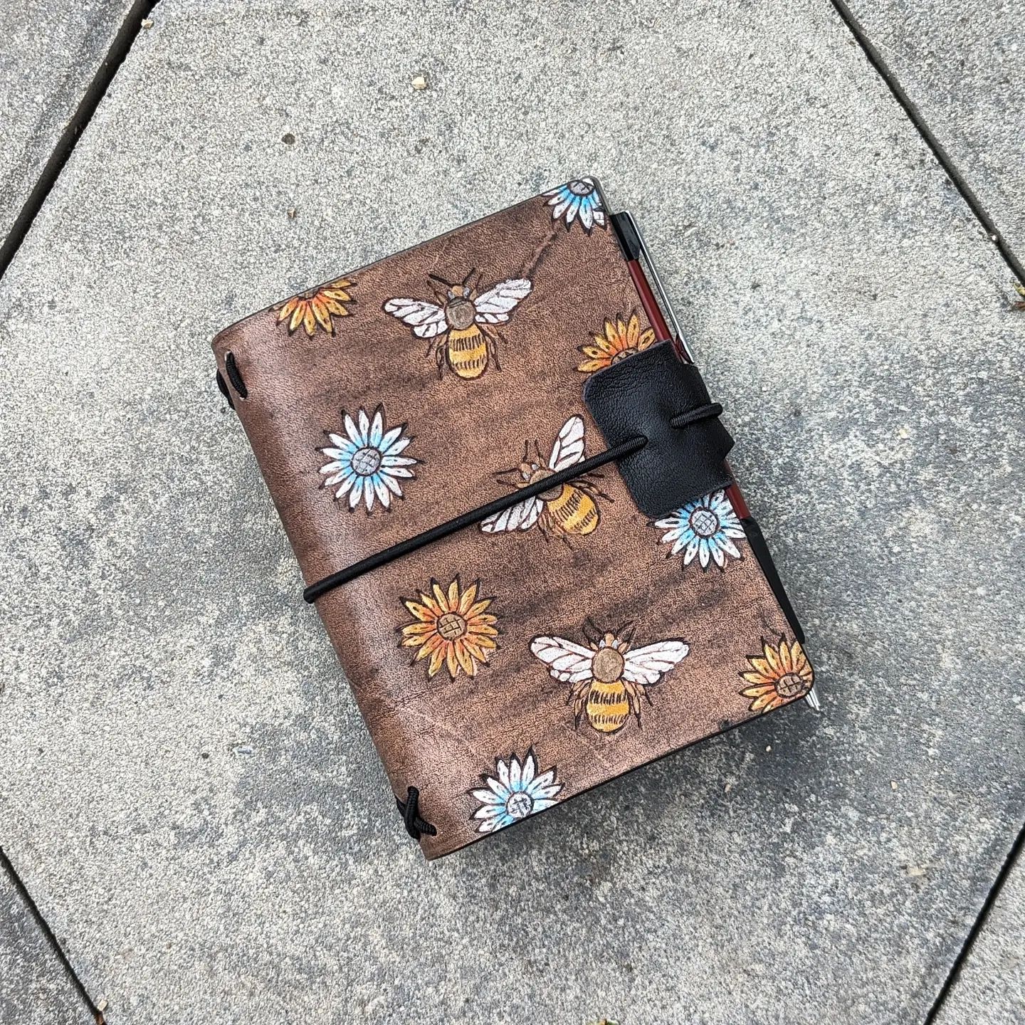 PASSPORT Traveller's Refillable Notebook | Pyrography Bees + Flowers #3