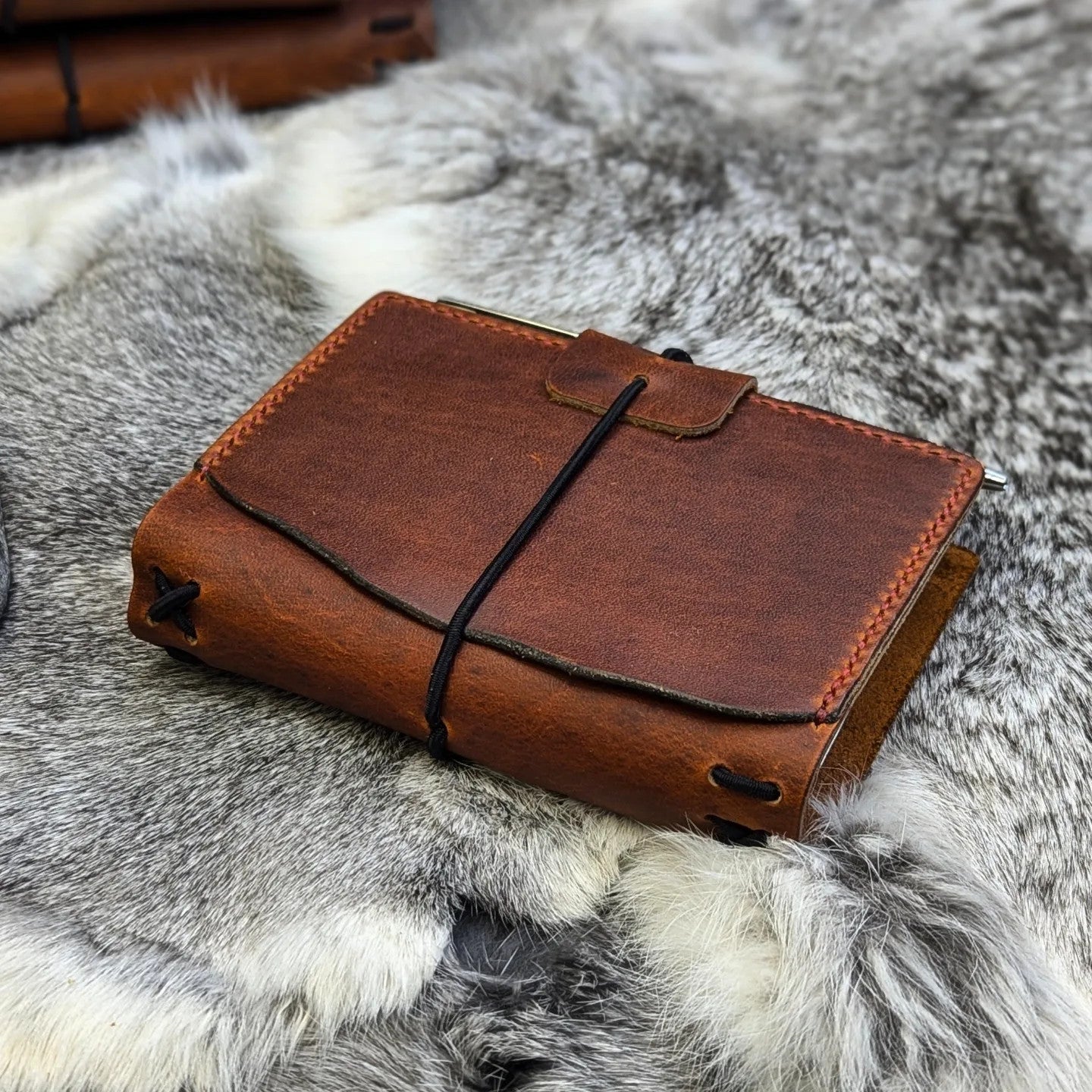 PASSPORT Traveller's Refillable Notebook | Rua Tome 'Live Edge' #1