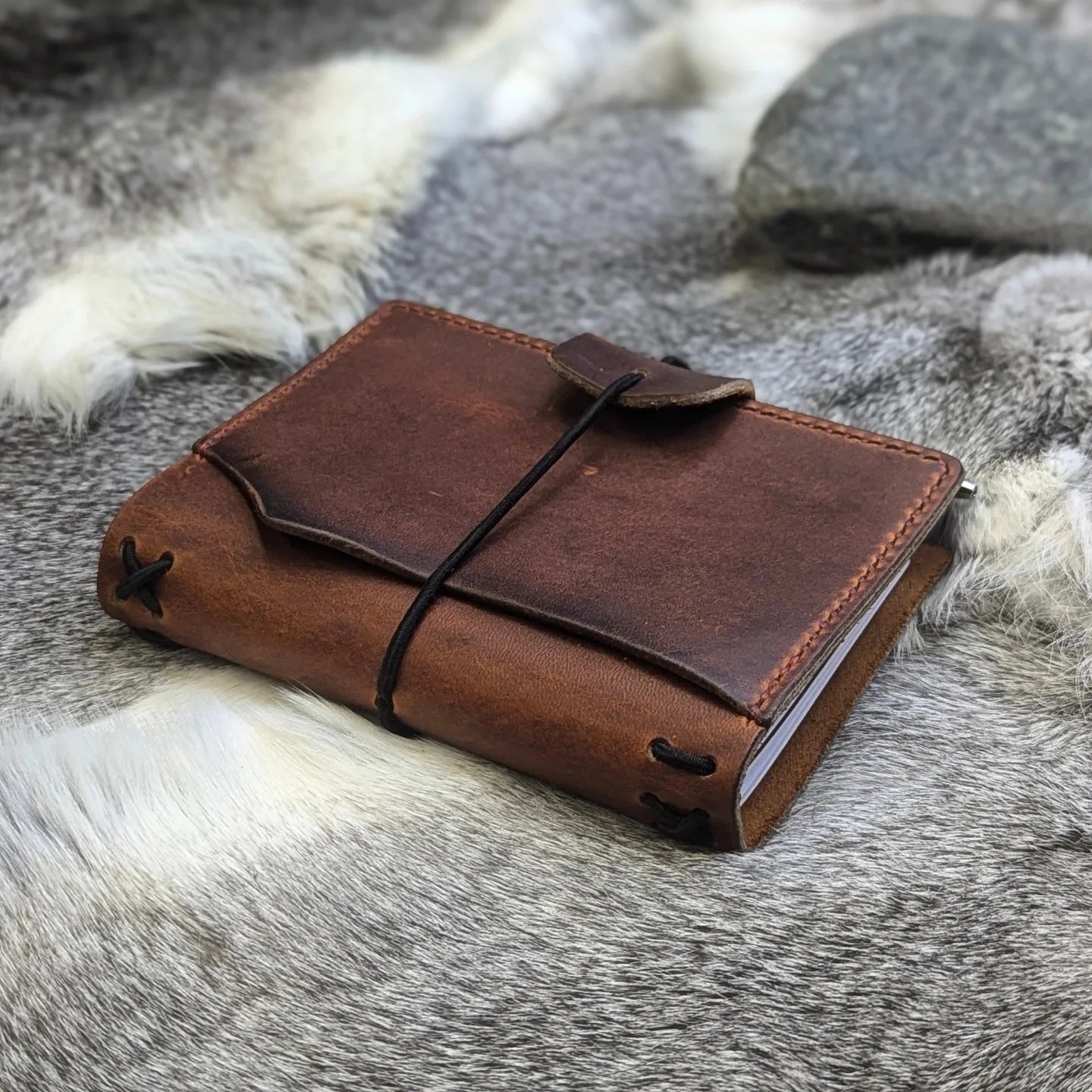 PASSPORT Traveller's Refillable Notebook | Rua Tome 'Live Edge' #3