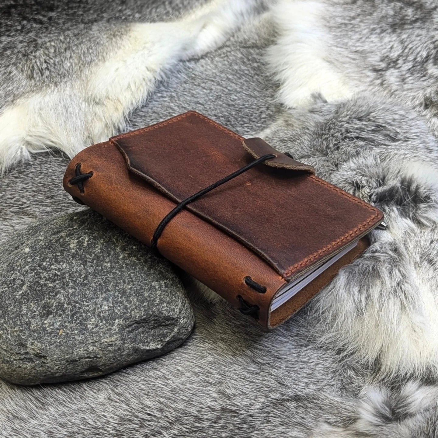 PASSPORT Traveller's Refillable Notebook | Rua Tome 'Live Edge' #3