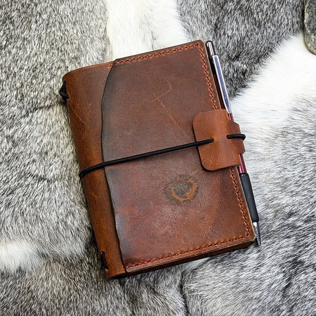 PASSPORT Traveller's Refillable Notebook | Rua Tome 'Live Edge' #4