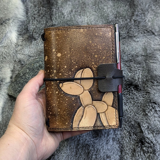 PASSPORT Traveller's Refillable Notebook | Tooled Balloon Dog #2