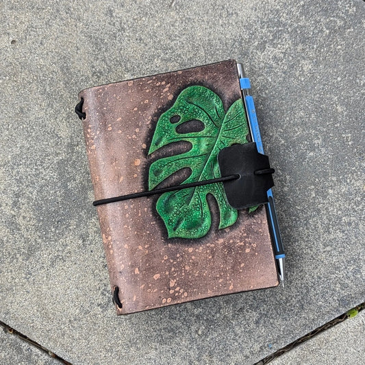 PASSPORT Traveller's Refillable Notebook | Tooled Painted Monstera Leaf