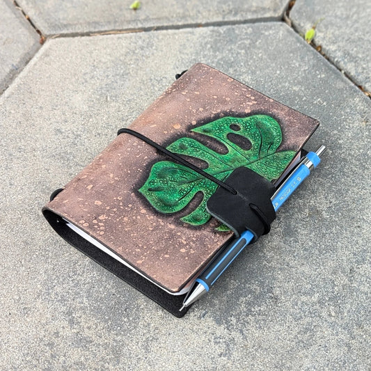 PASSPORT Traveller's Refillable Notebook | Tooled Painted Monstera Leaf