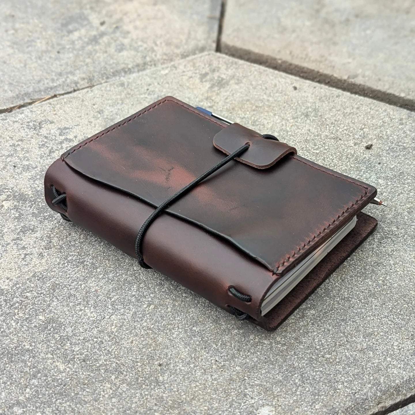 PASSPORT Traveller's Refillable Notebook | Wild Mahogany #1