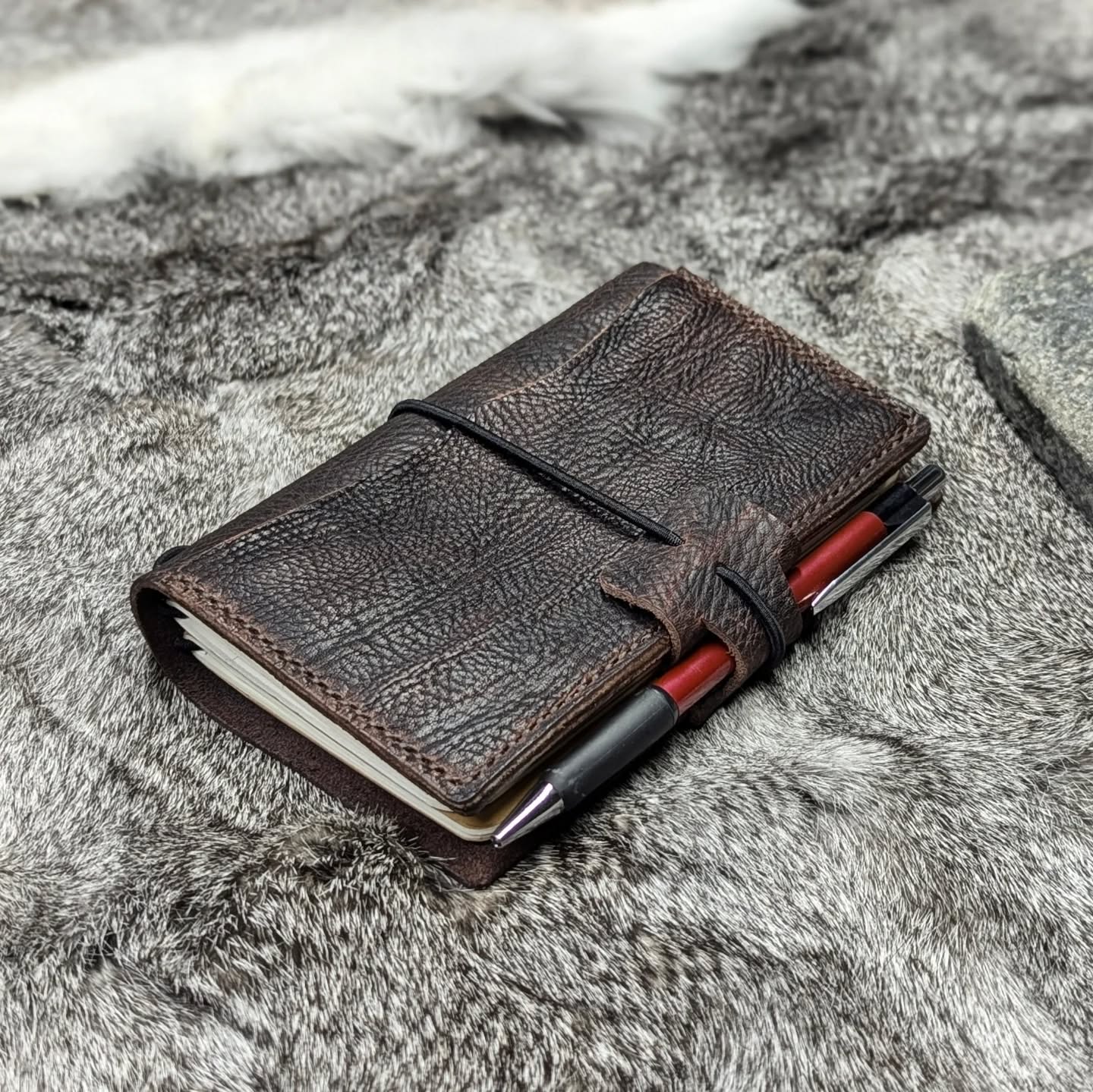 POCKET Traveller's Refillable Notebook | Durham Bull Grain 'Live Edge' #2