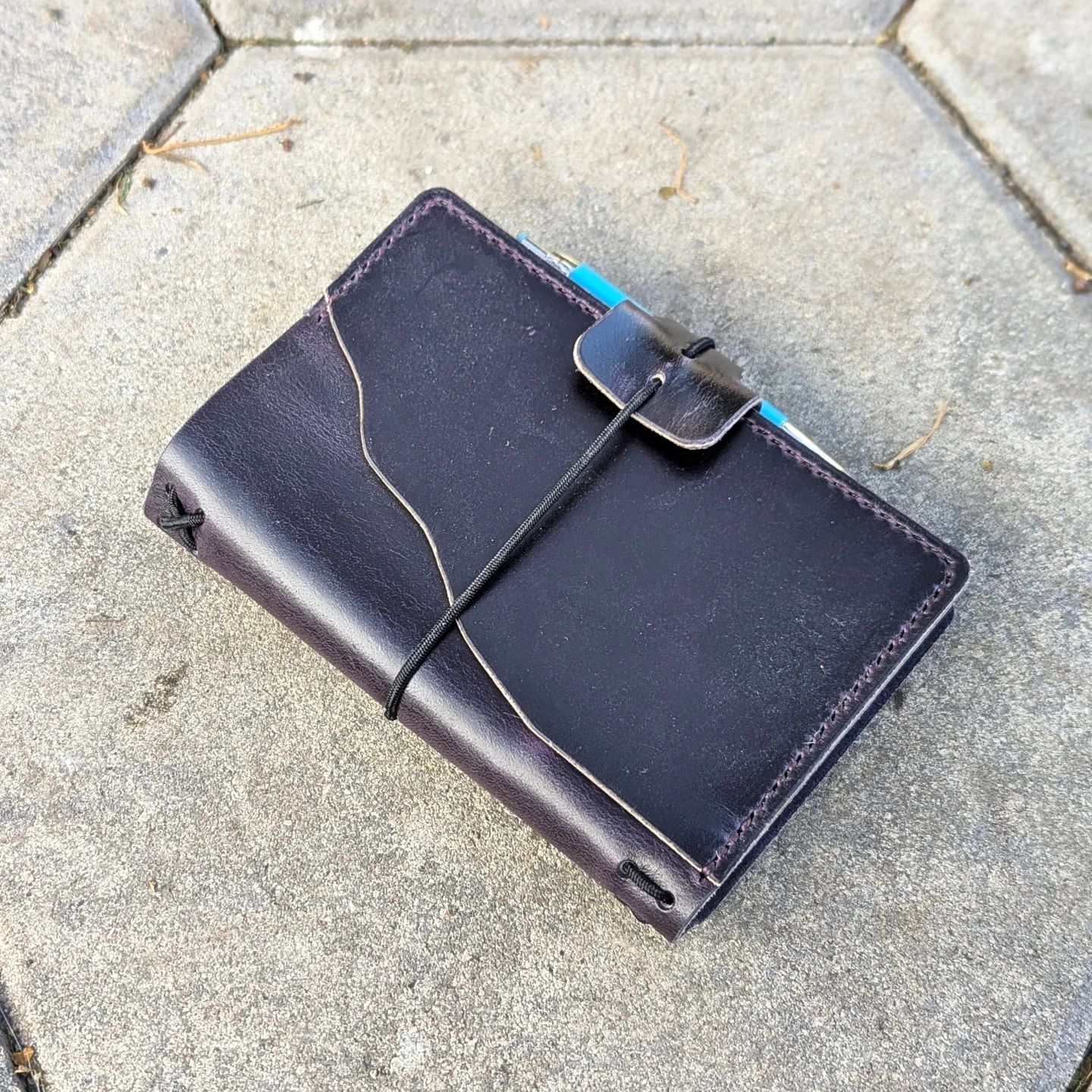 POCKET Traveller's Refillable Notebook | Eggplant Purple 'Live Edge' #23
