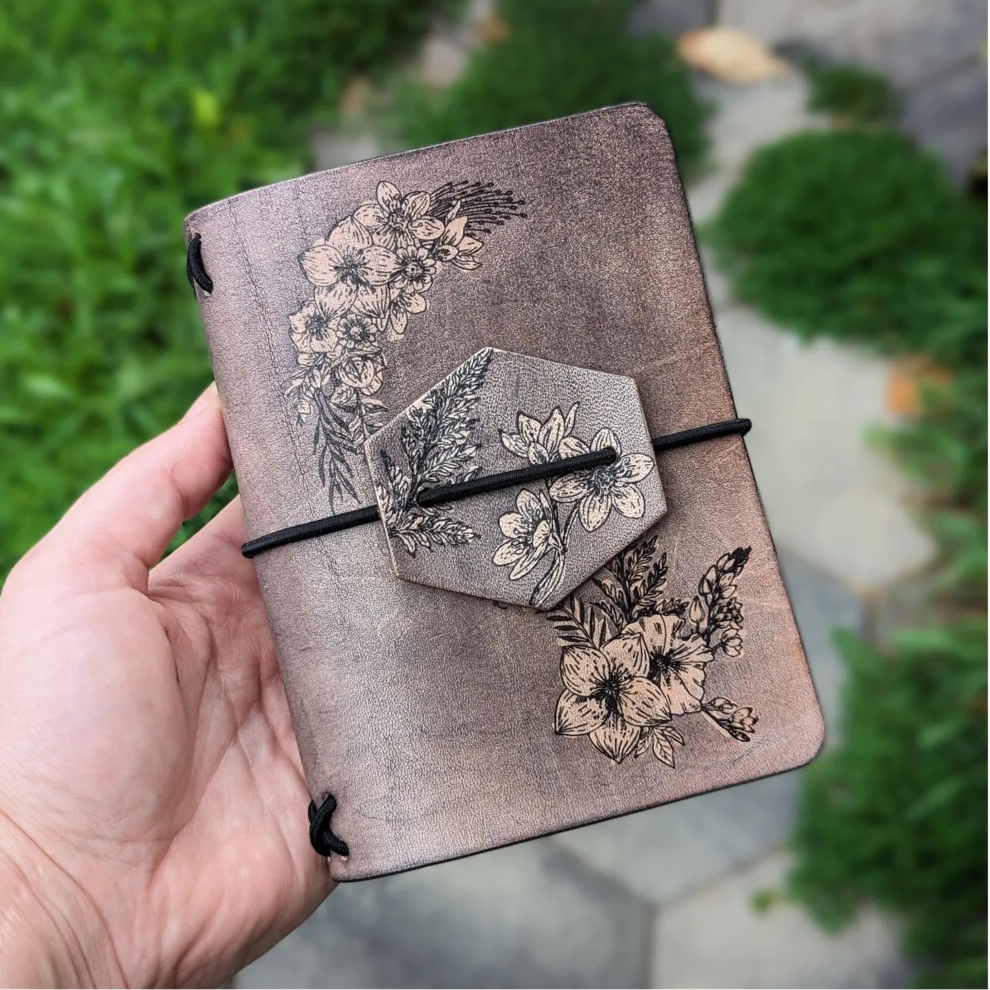 Pocket Traveller's Refillable Notebook | Ink-Stamped Flowers