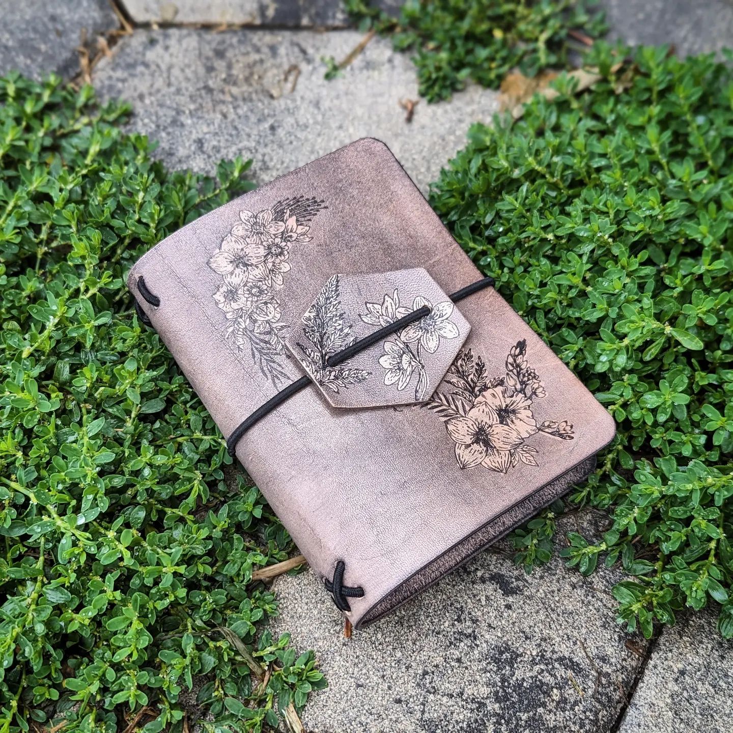 Pocket Traveller's Refillable Notebook | Ink-Stamped Flowers