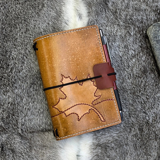 POCKET Traveller's Refillable Notebook | Continuous-Line Canadian Maple Leaf #1