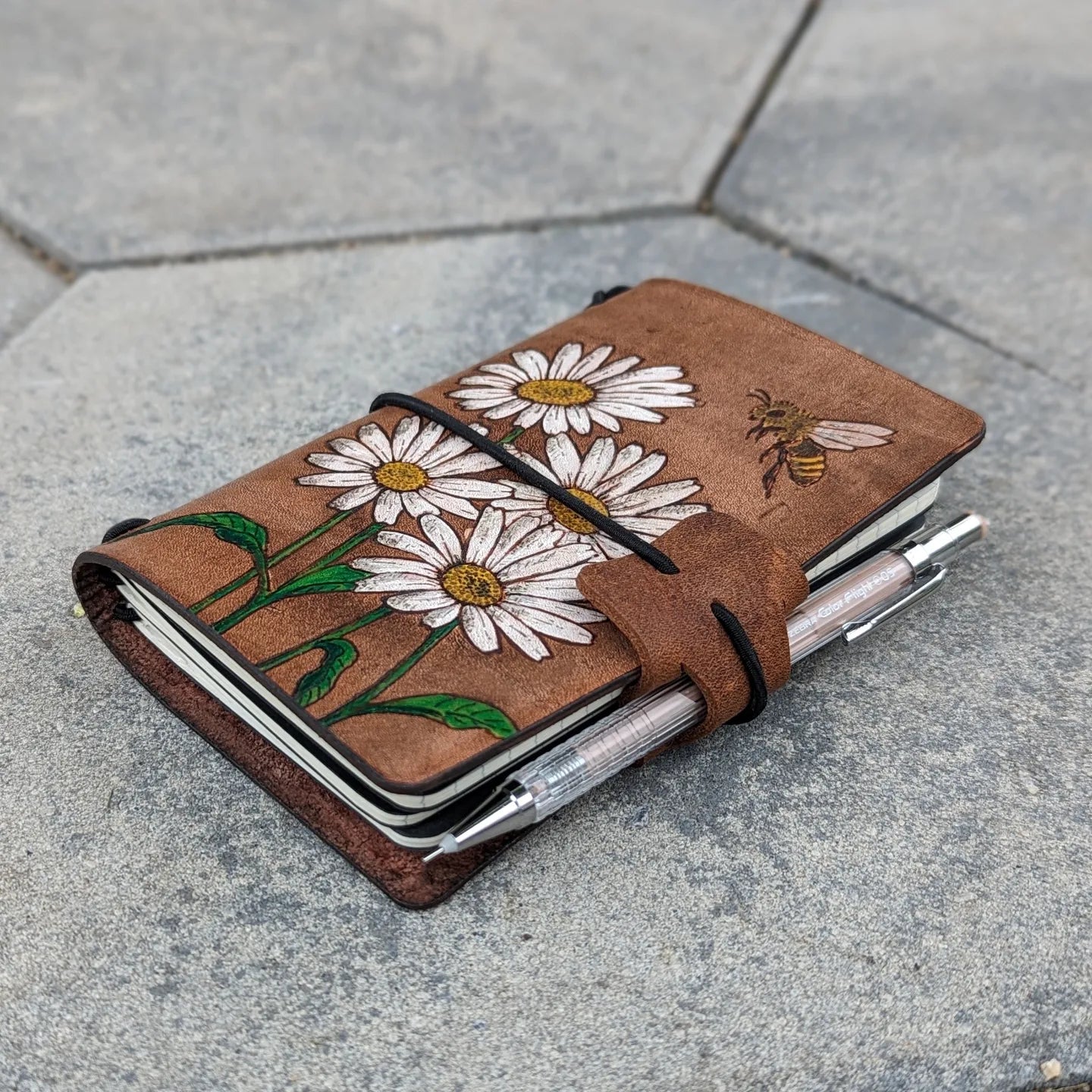 Pocket Traveller's Refillable Notebook | Pyrography Daisies