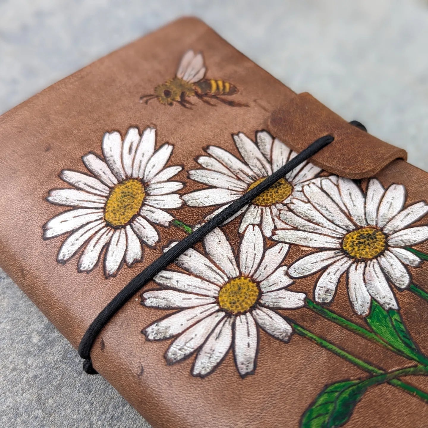 Pocket Traveller's Refillable Notebook | Pyrography Daisies