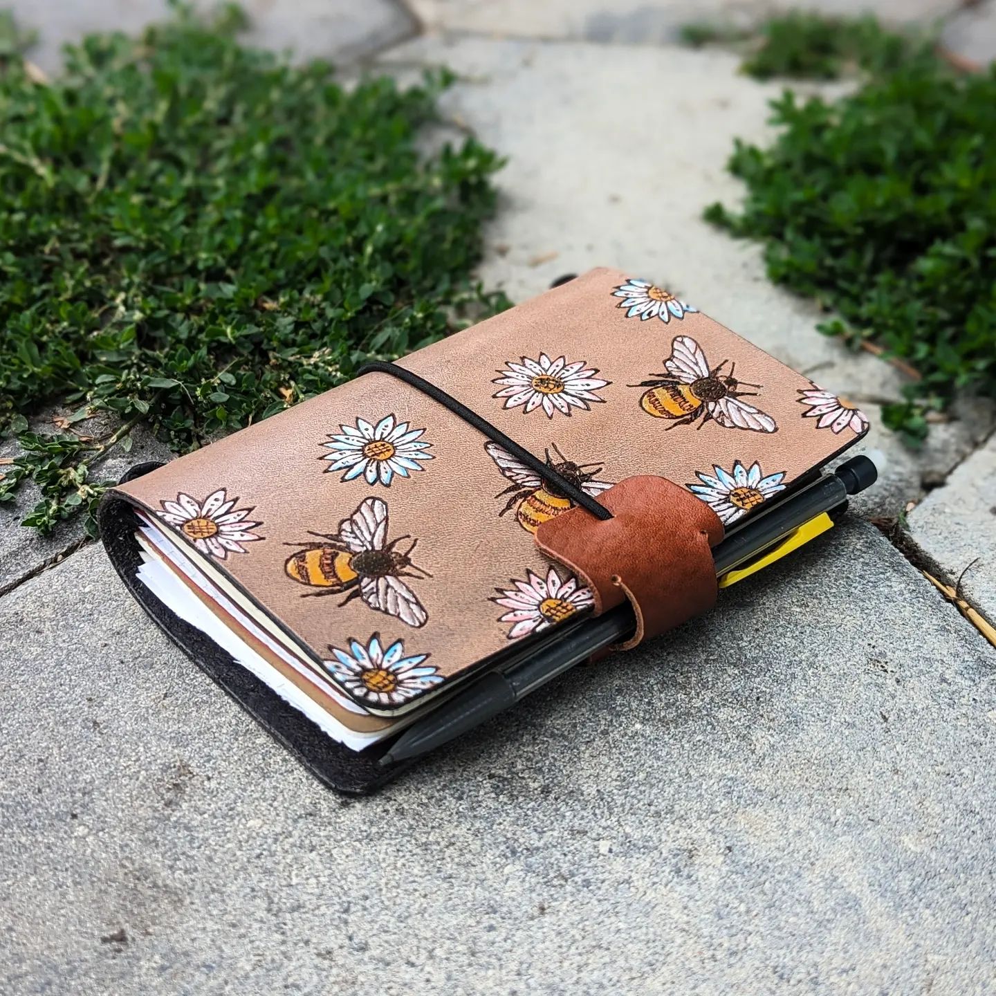 Pocket Traveller's Refillable Notebook | Pyrography Bees + Flowers #1