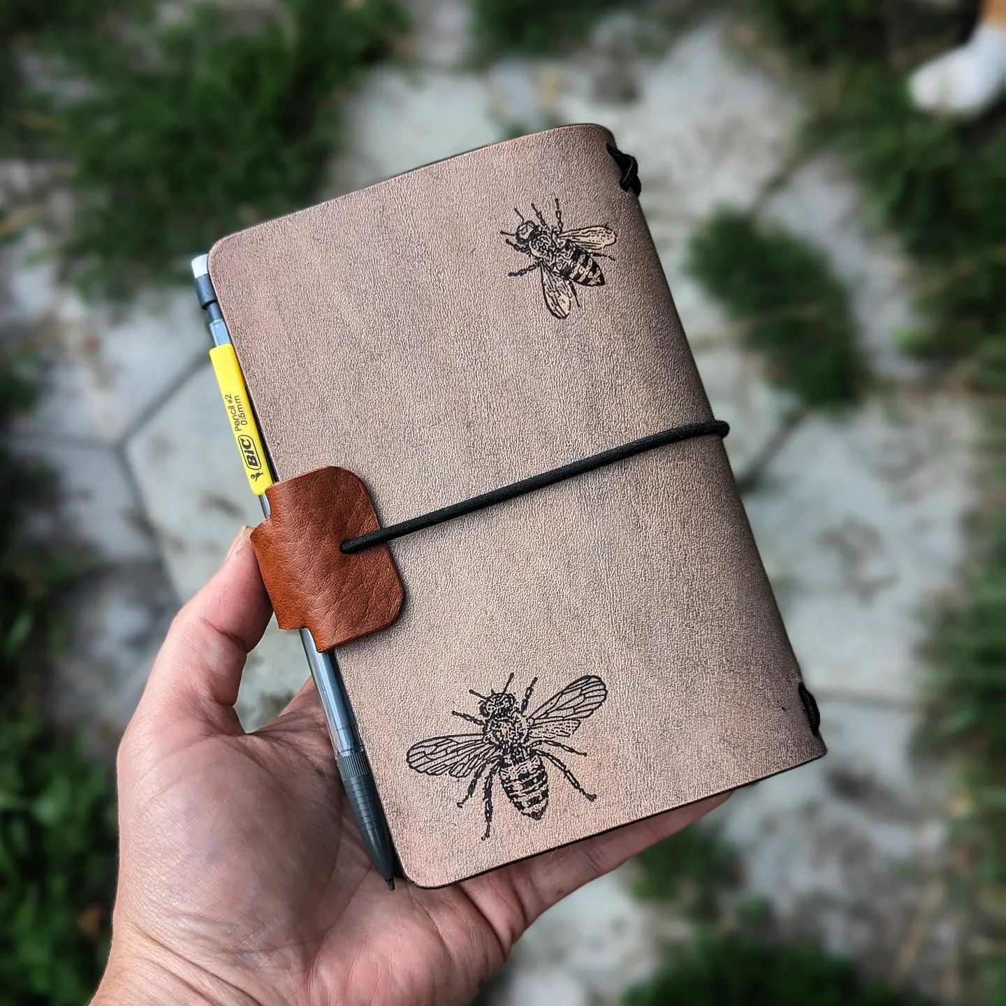 Pocket Traveller's Refillable Notebook | Pyrography Bees + Flowers #1